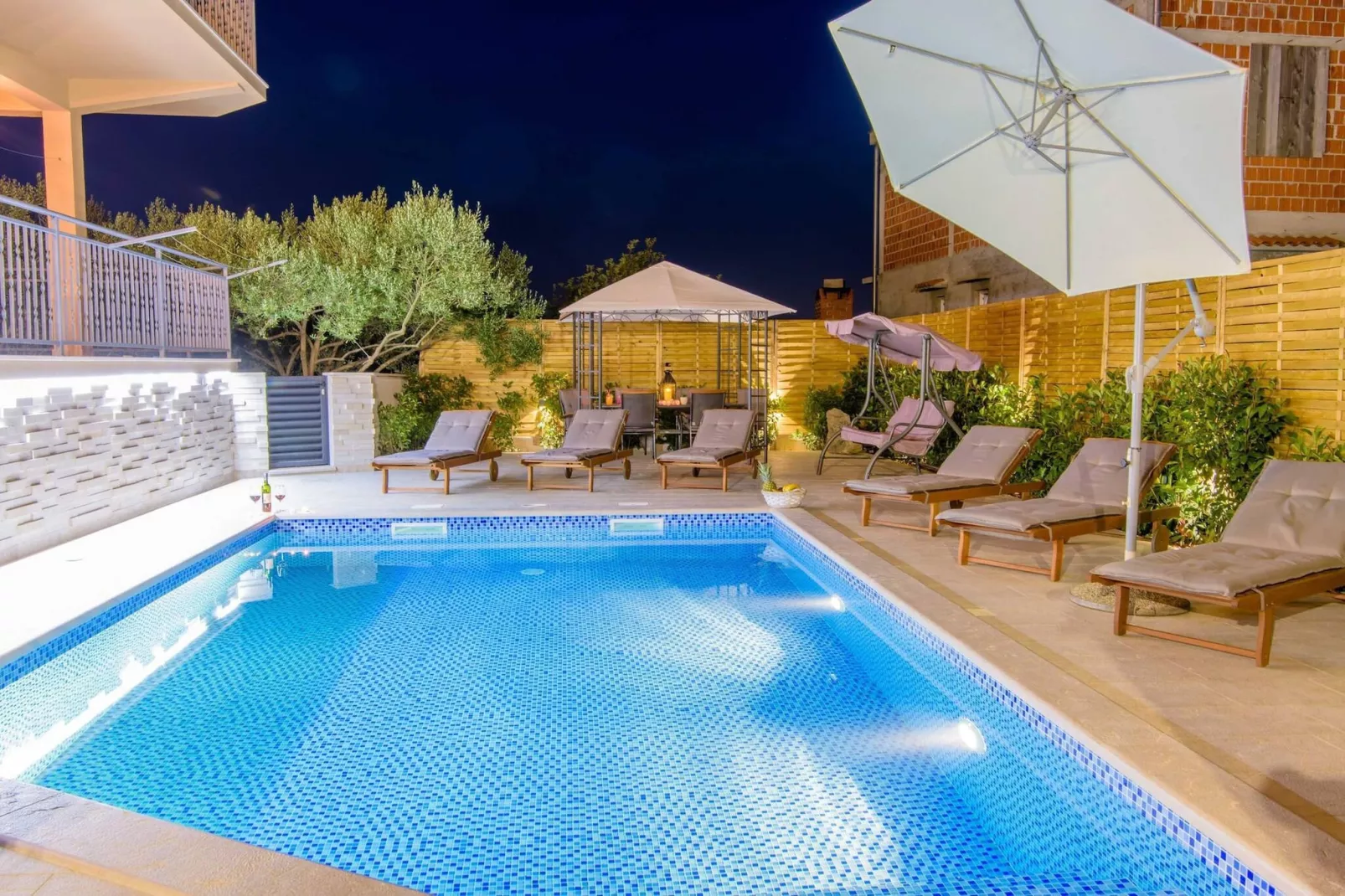 Penthouse apartment Zadar-Zwembad