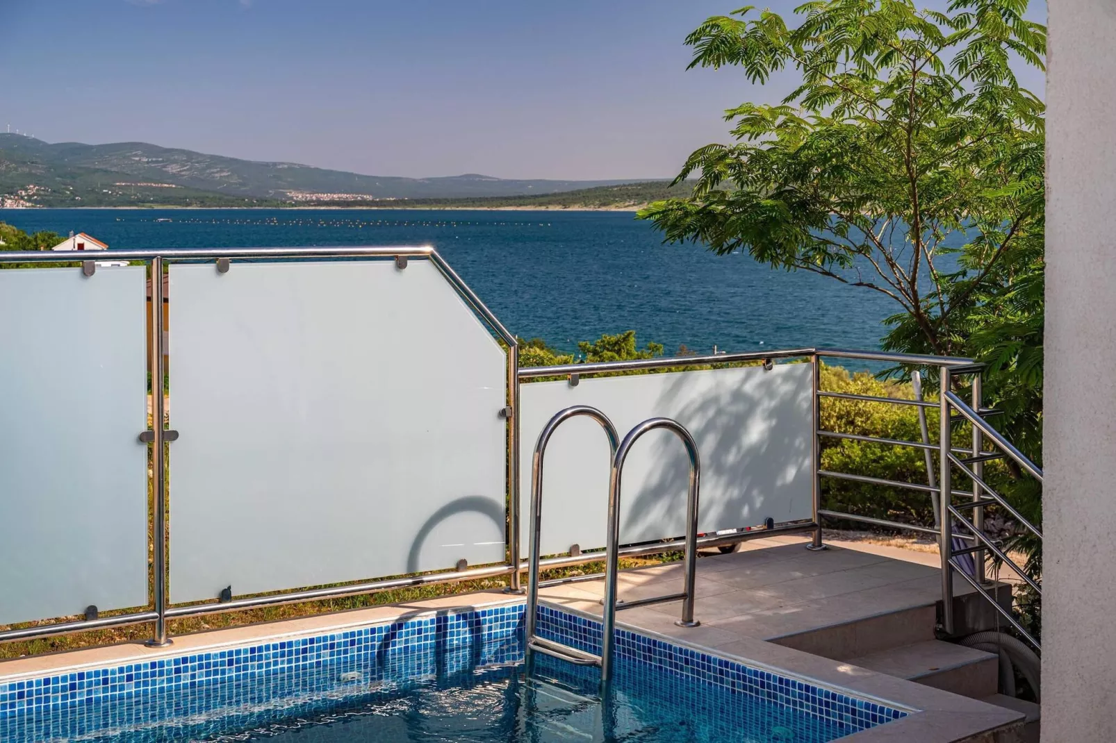 Sea view apartment Dajana-Zwembad