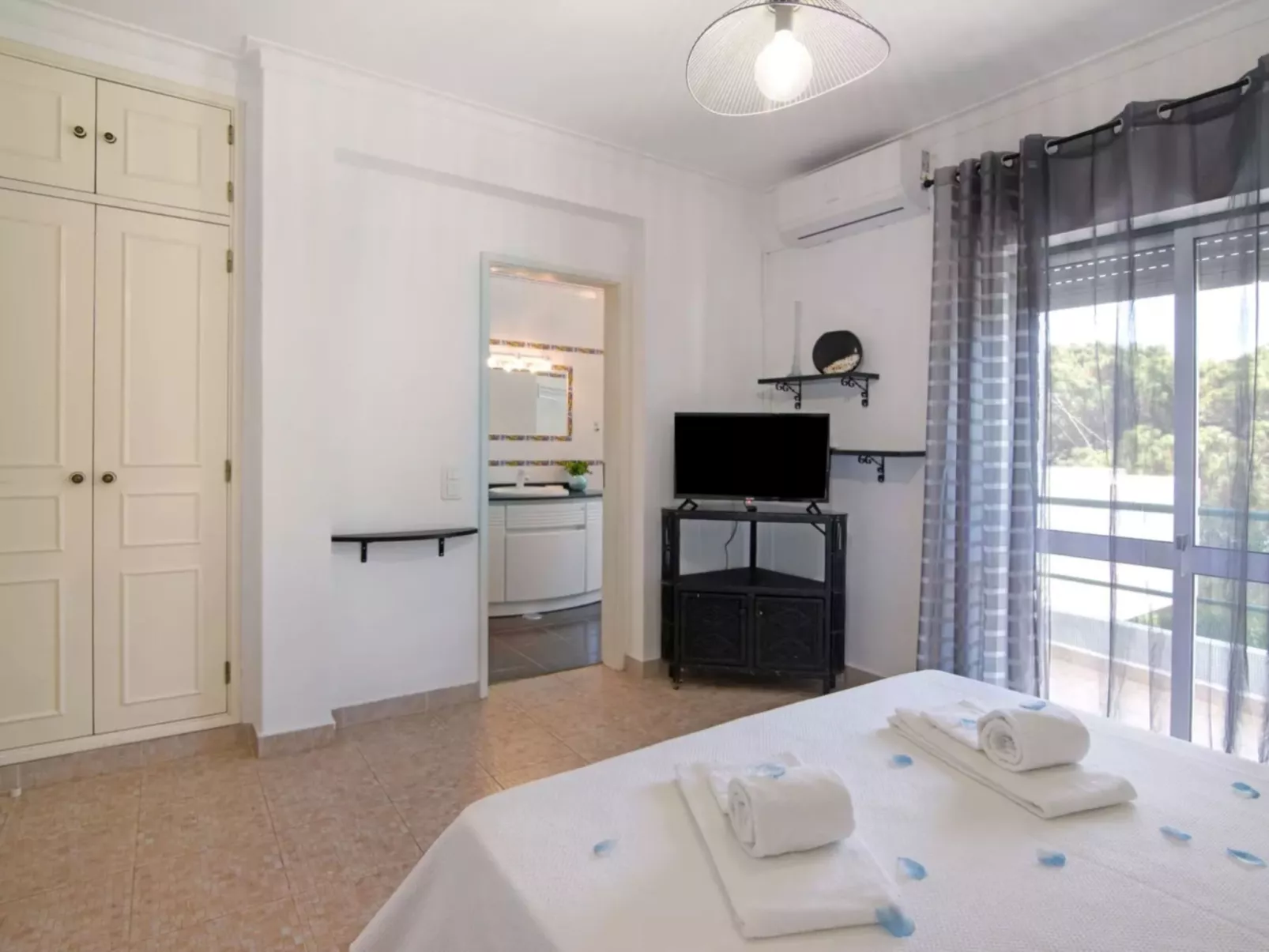 Kaya- Sunny Way-Binnen