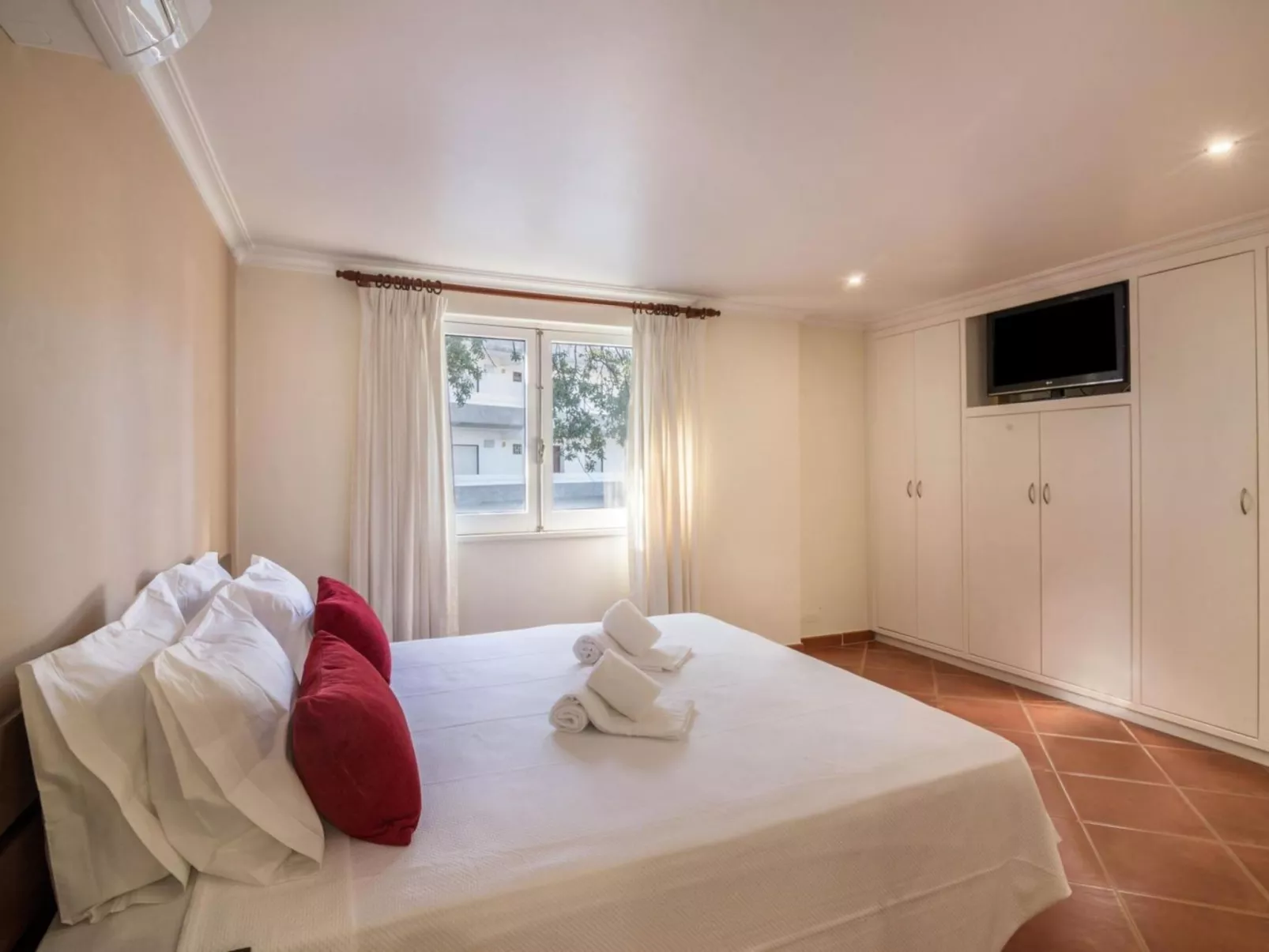 Malick - Sunny Way-Binnen