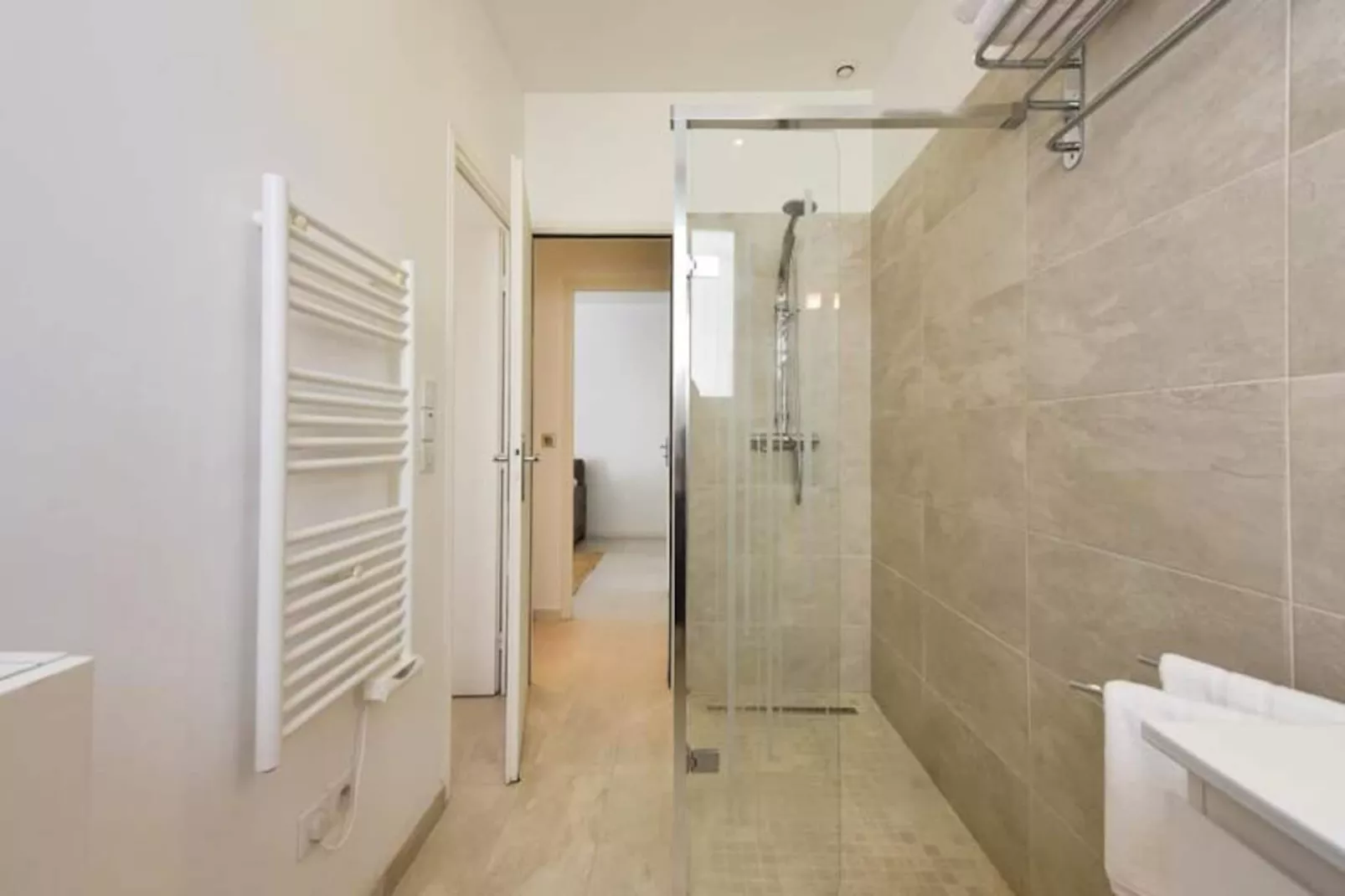 Résidence Rez-de-jardin, Plages à Pied Et Garage-Niet-getagd