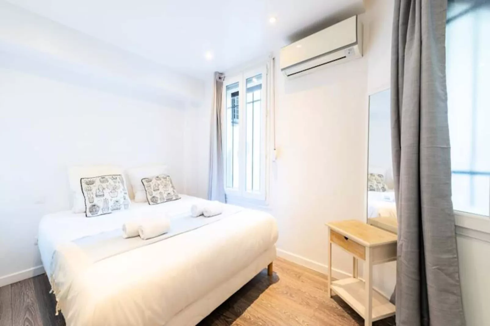 Résidence 2p Centre-ville Cannes Plages &agrave; Pied-Niet-getagd