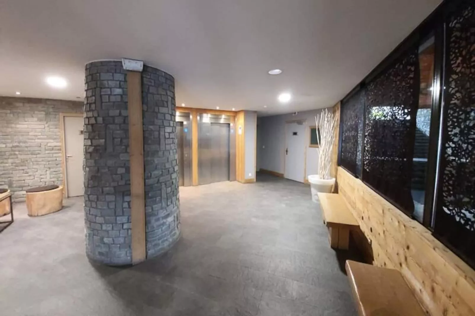 Résidence Aquila-Niet-getagd