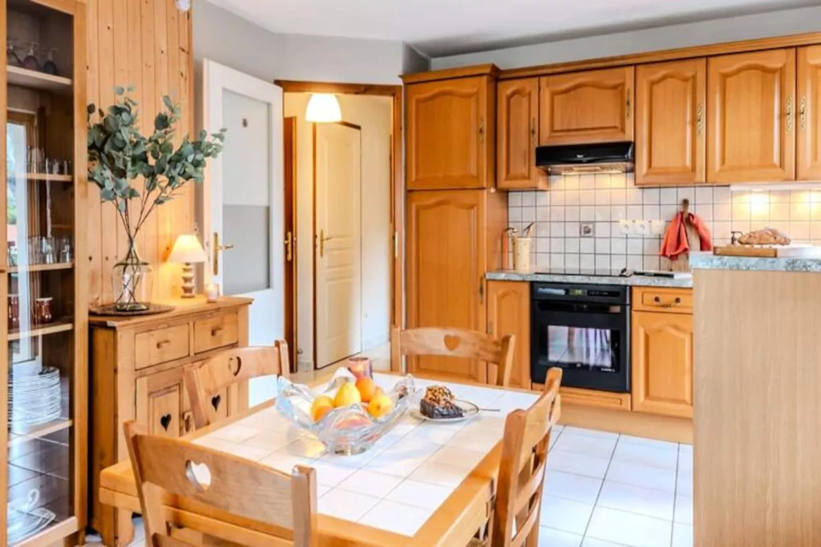 Slow Chalet Th&ocirc;nes: Lac & Montagne -15 Min Ski - Ascenseur, Balcon, Parking-Niet-getagd