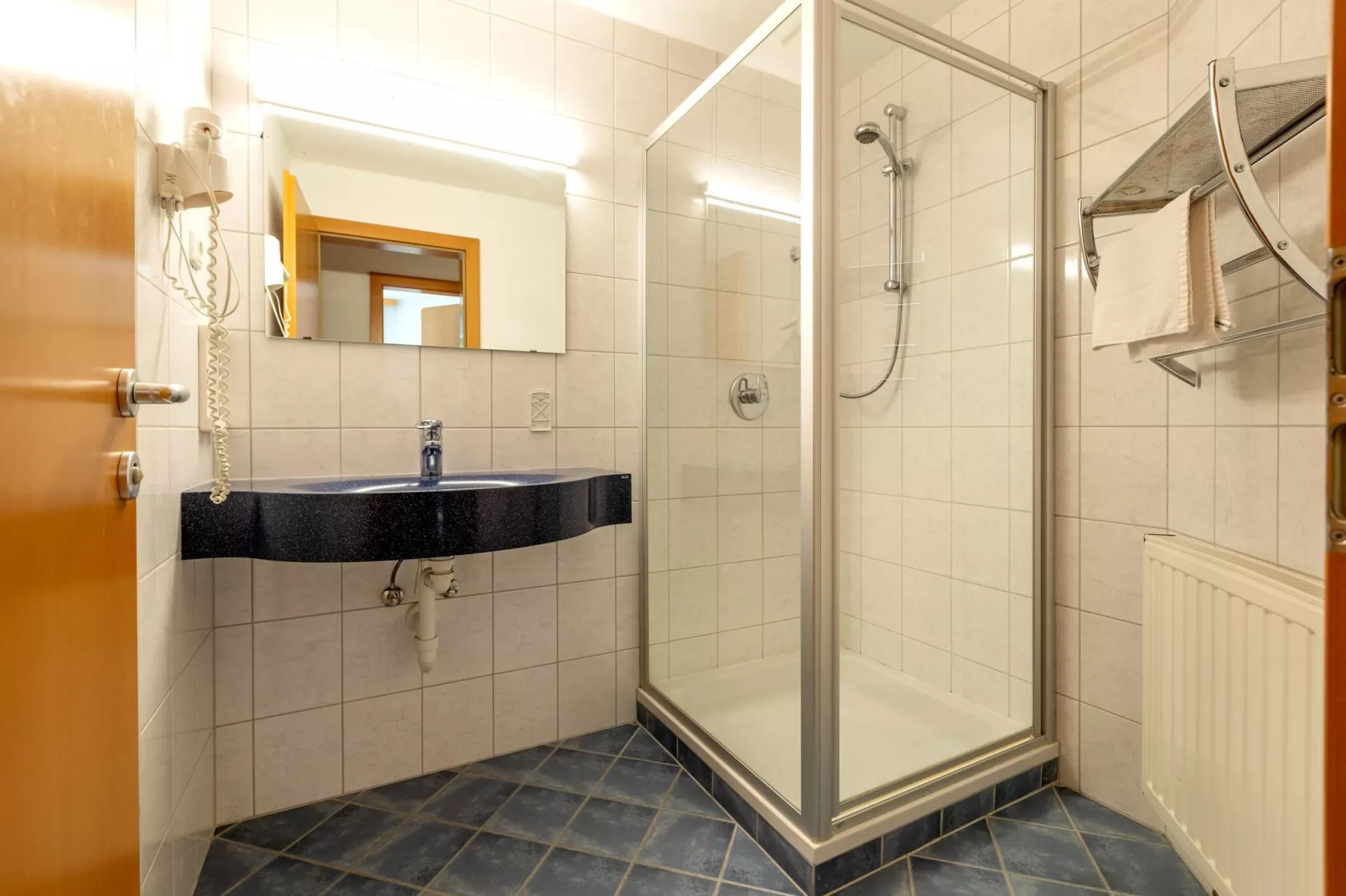 Apartment 11-Badkamer