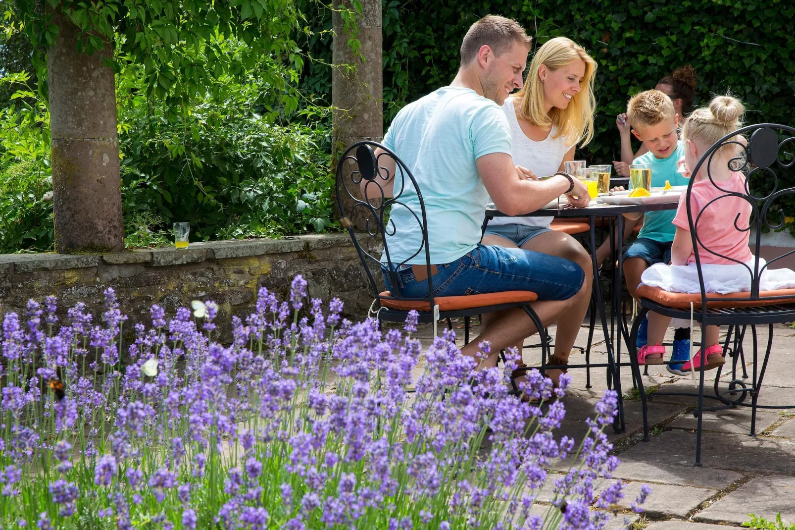 Eifelpark Kronenburger See-Parkfaciliteiten