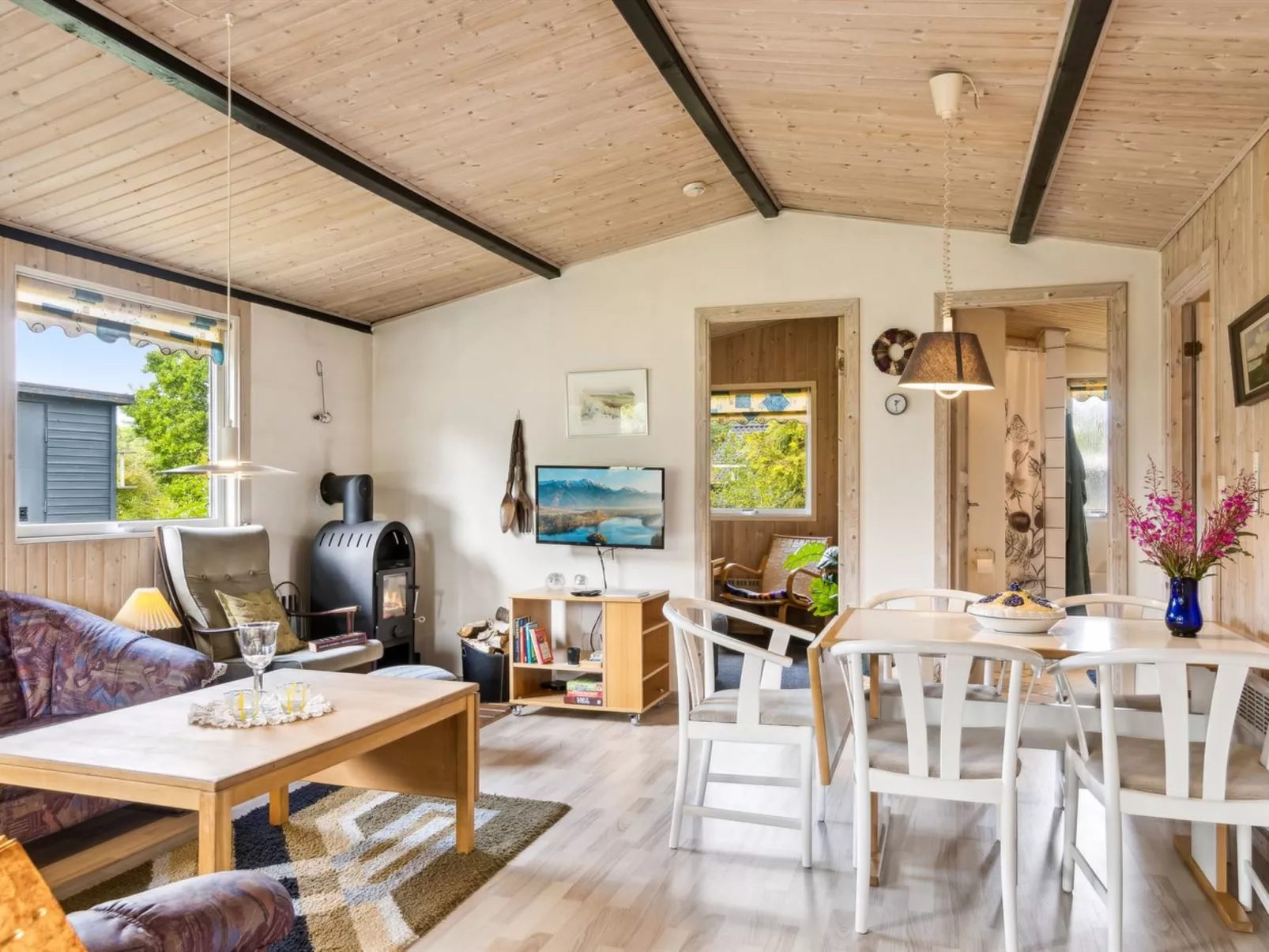 "Hanne" - 300m from the sea-Binnen