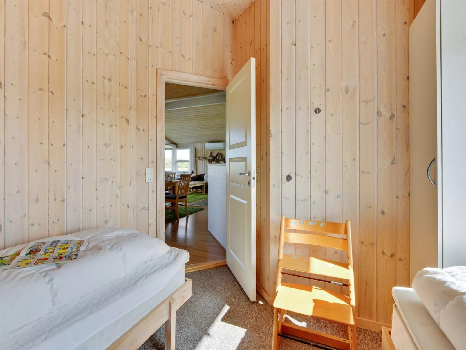 "Electra" - 500m to the fjord-Binnen