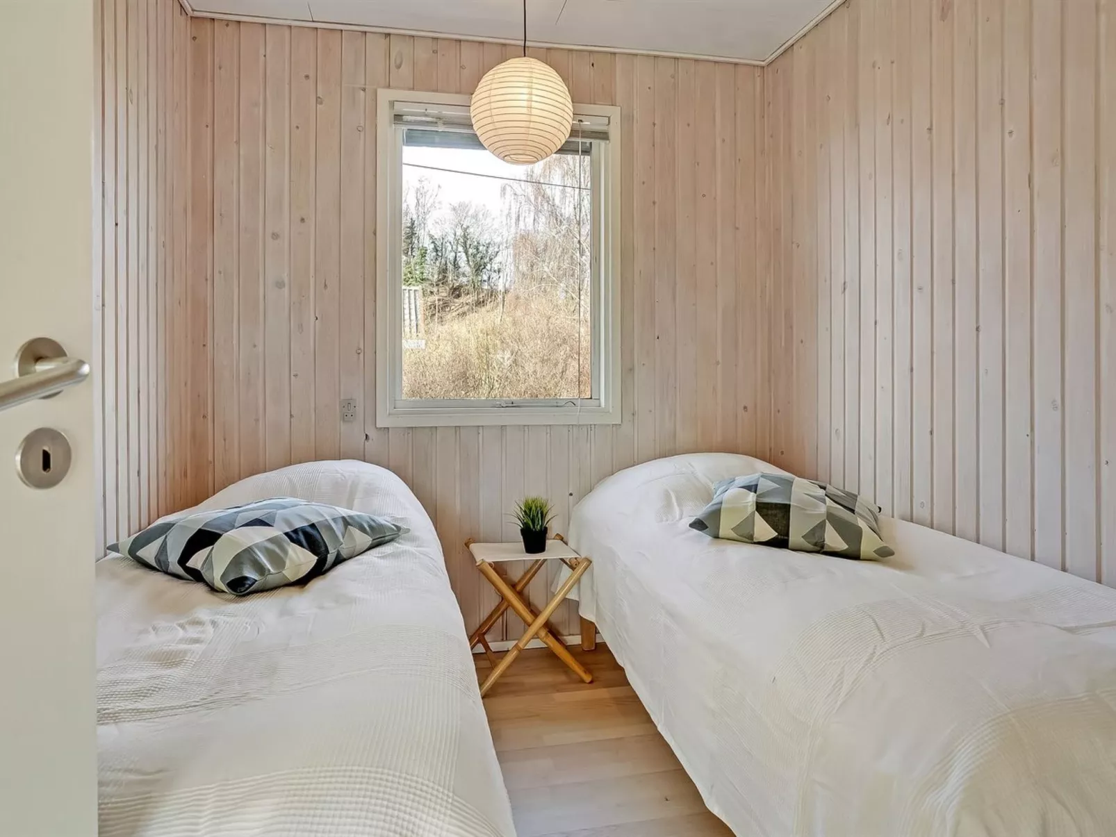 "Kalle" - 400m from the sea-Binnen