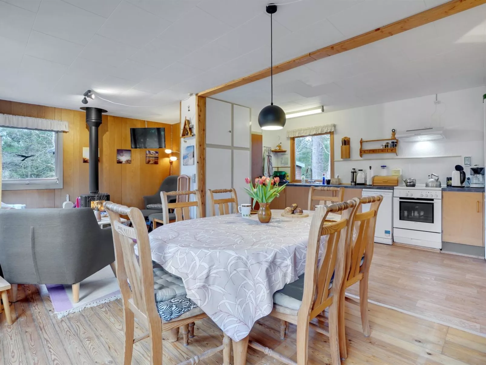 "Amala" - 2.5km from the sea-Binnen