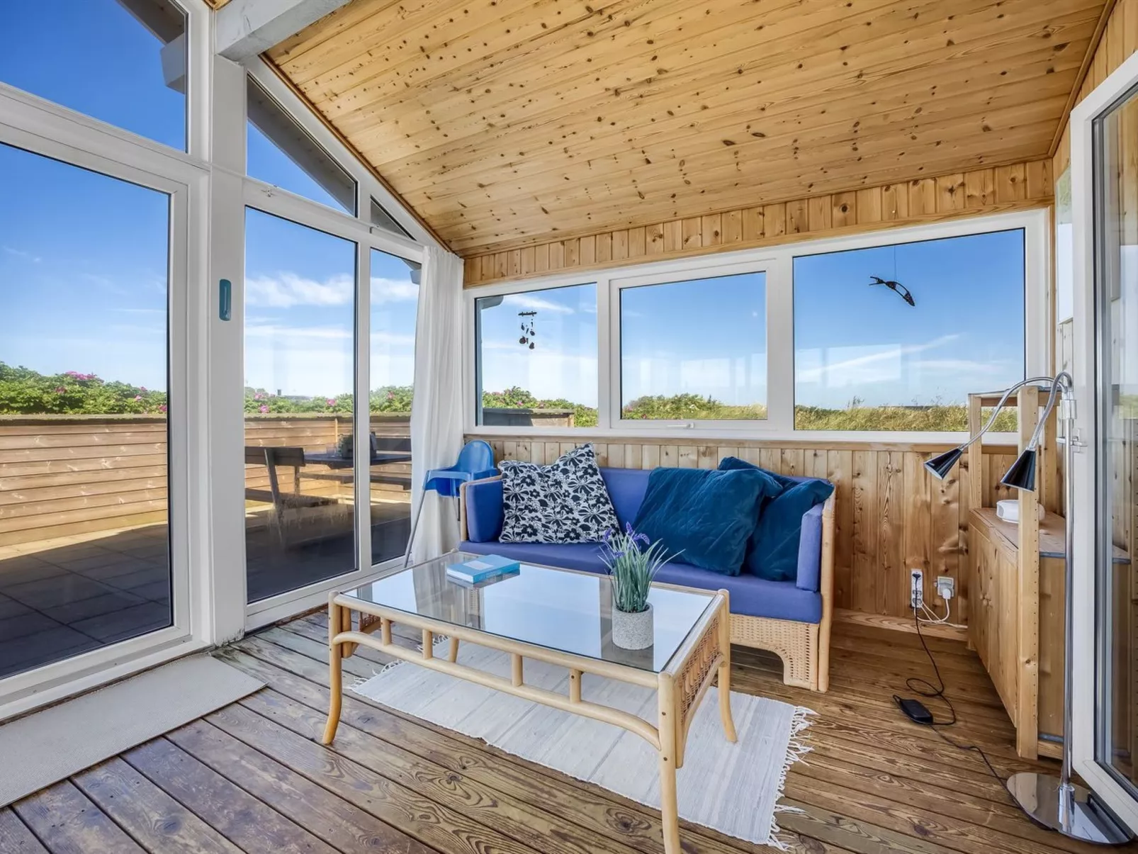 "Olla" - 300m from the sea-Binnen