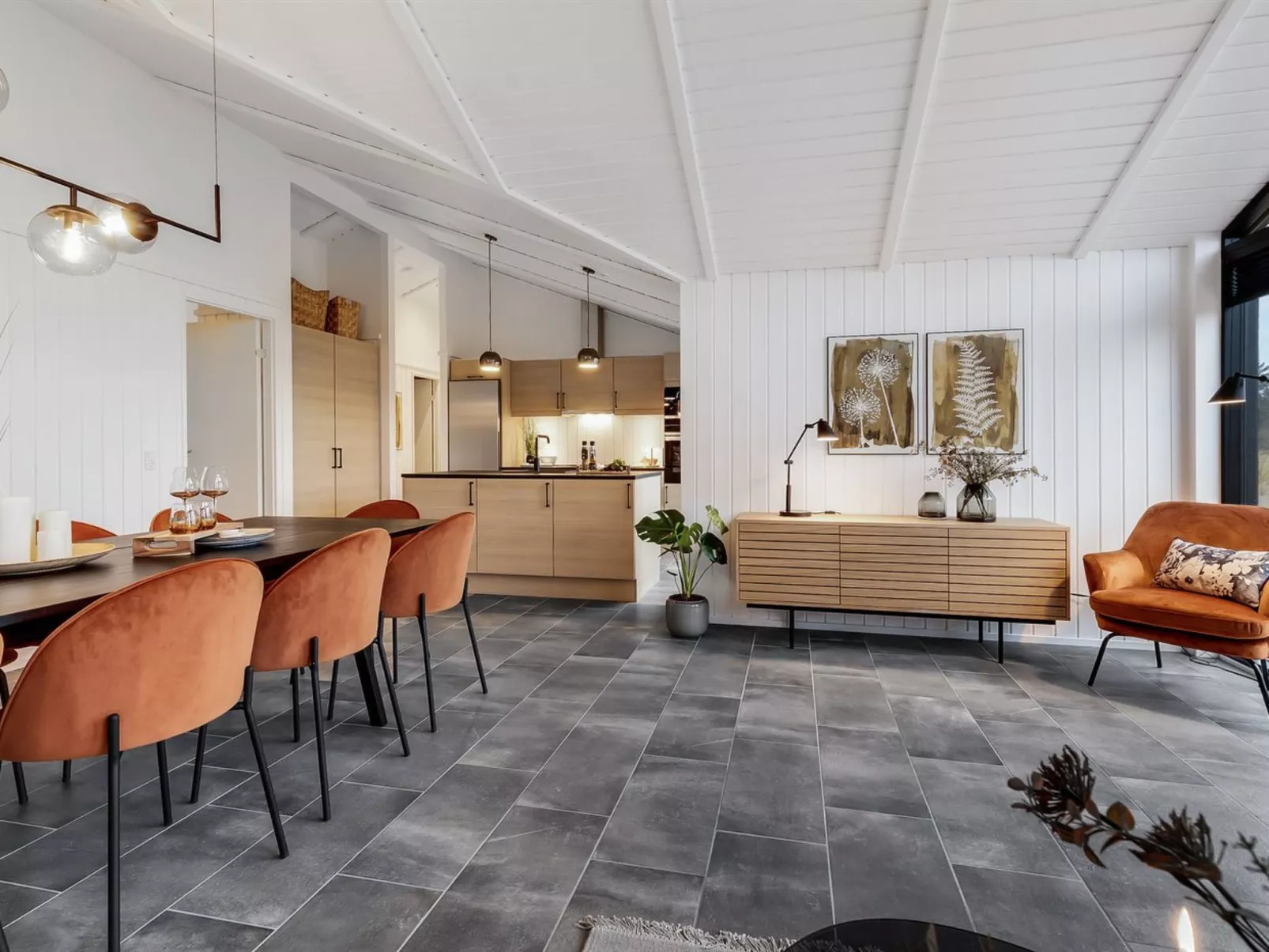 "Sasja" - 1.5km from the sea-Binnen