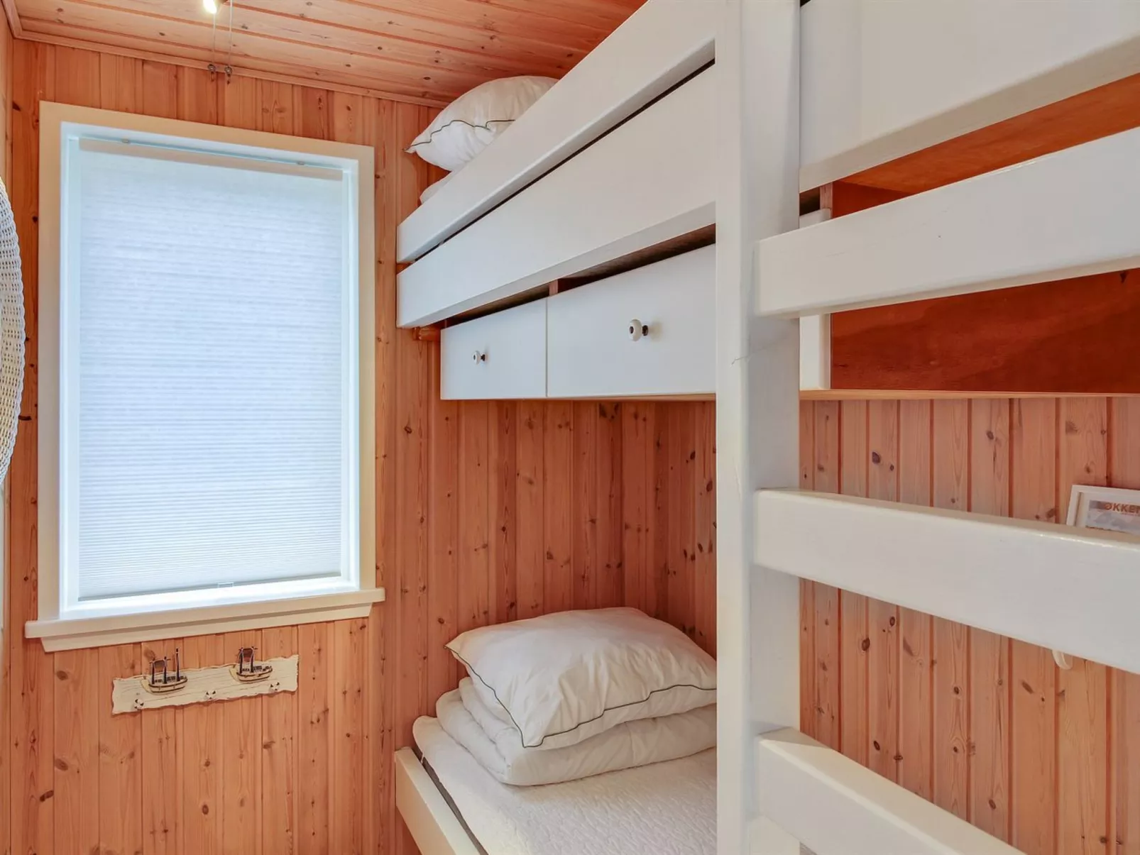 "Freydis" - 92m from the sea-Binnen