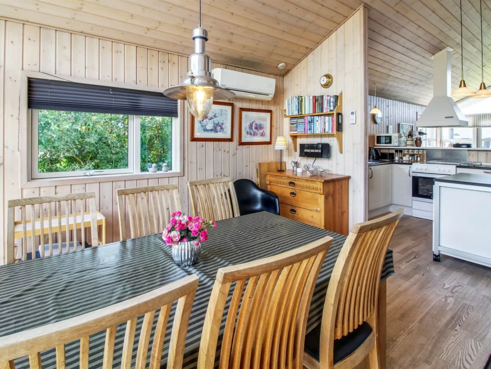 "Fides" - 600m from the sea-Binnen