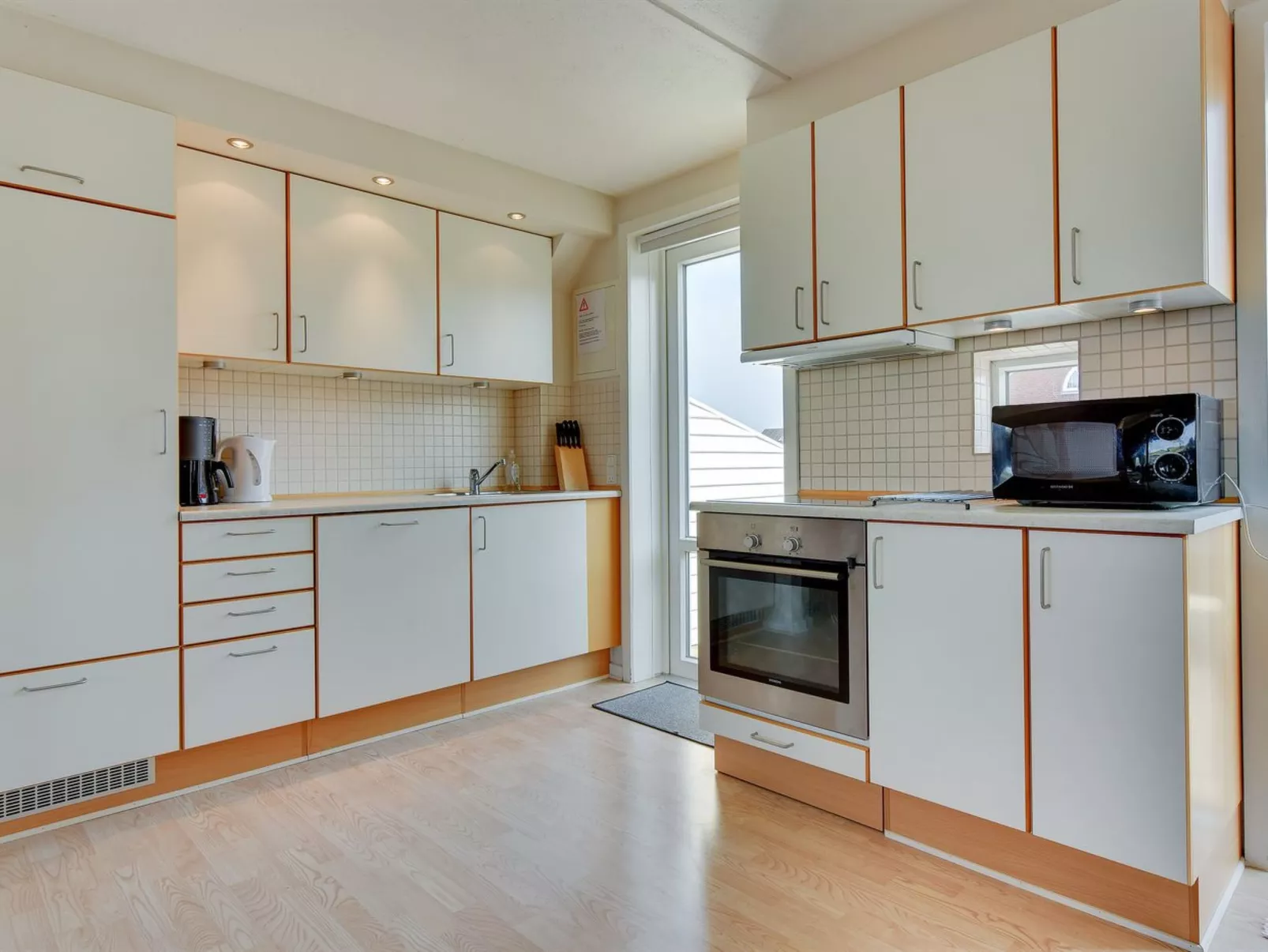 "Jovanka" - 2.3km from the sea - Binnen