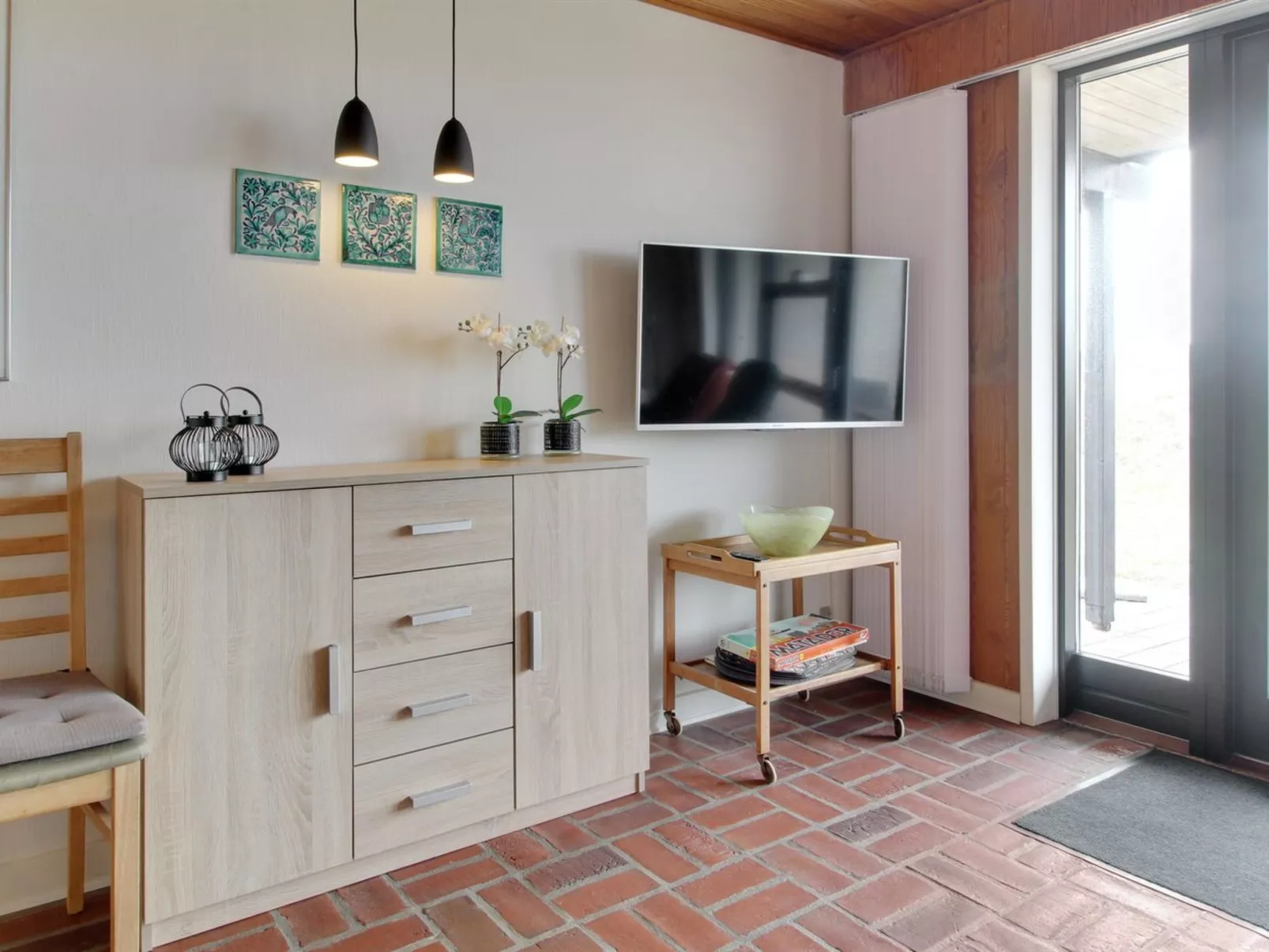 "Sophine" - 50m from the sea-Binnen