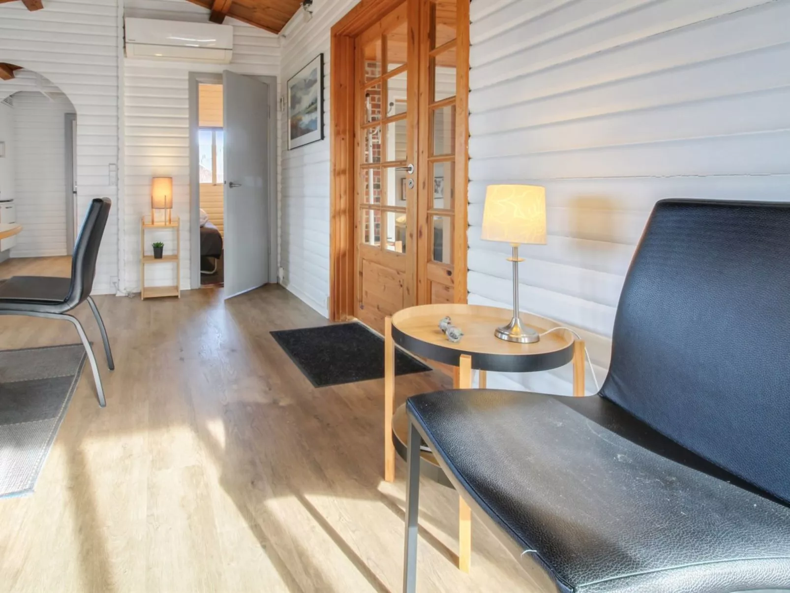 "Hendrine" - 500m from the sea-Binnen