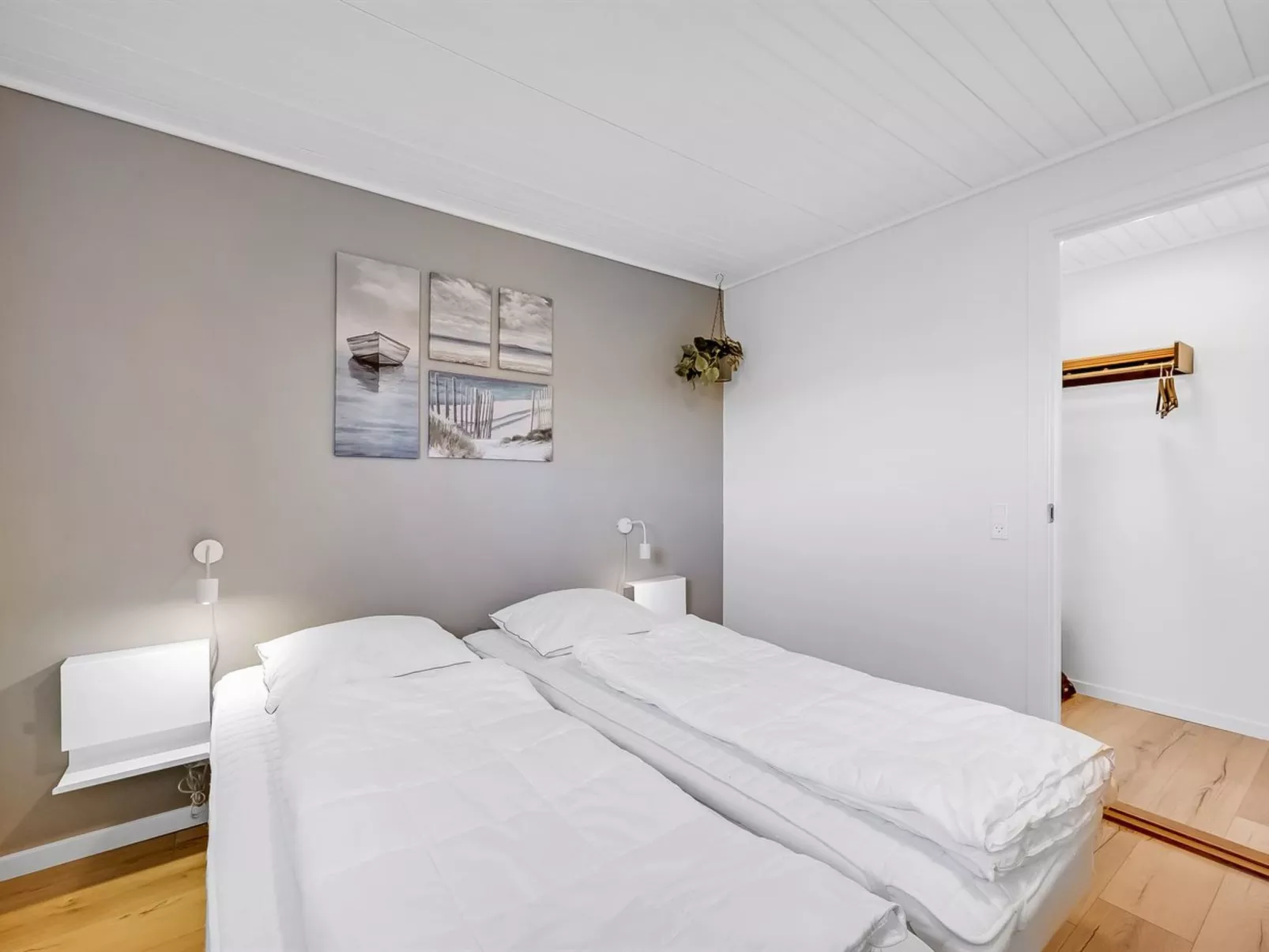 "Stinna" -  from the sea-Binnen