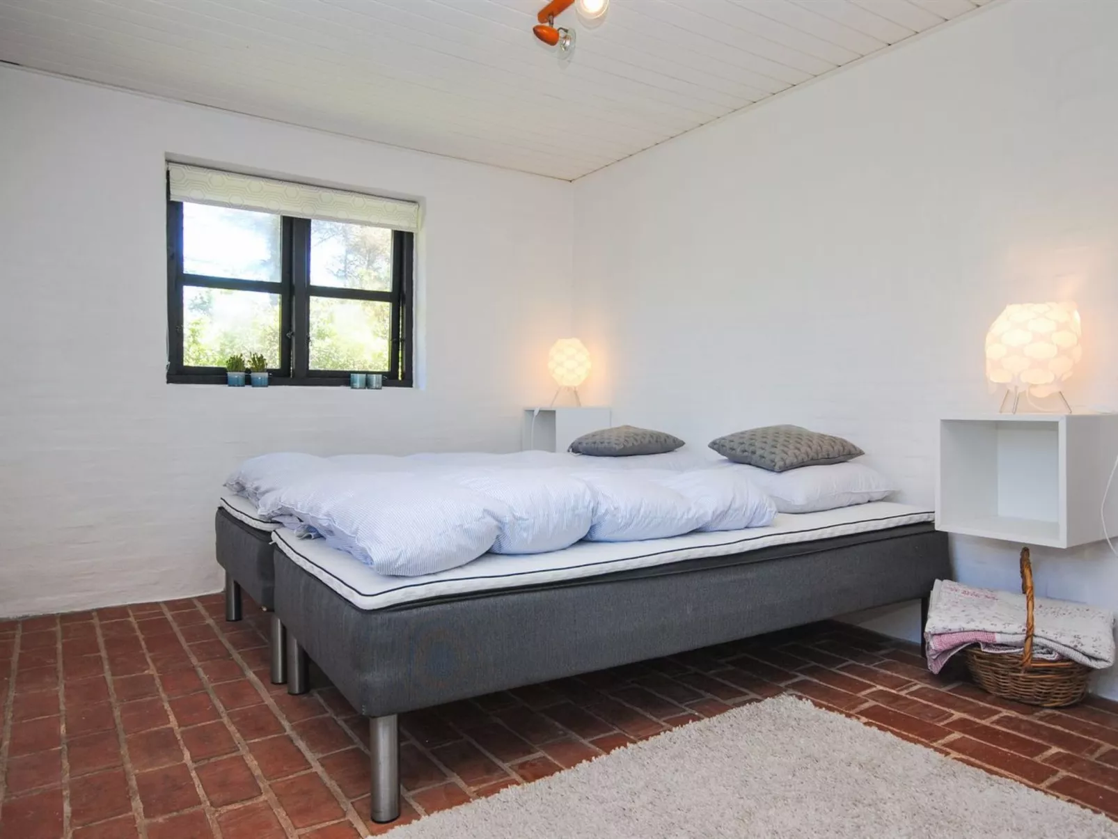 "Duco" - 300m from the sea-Binnen