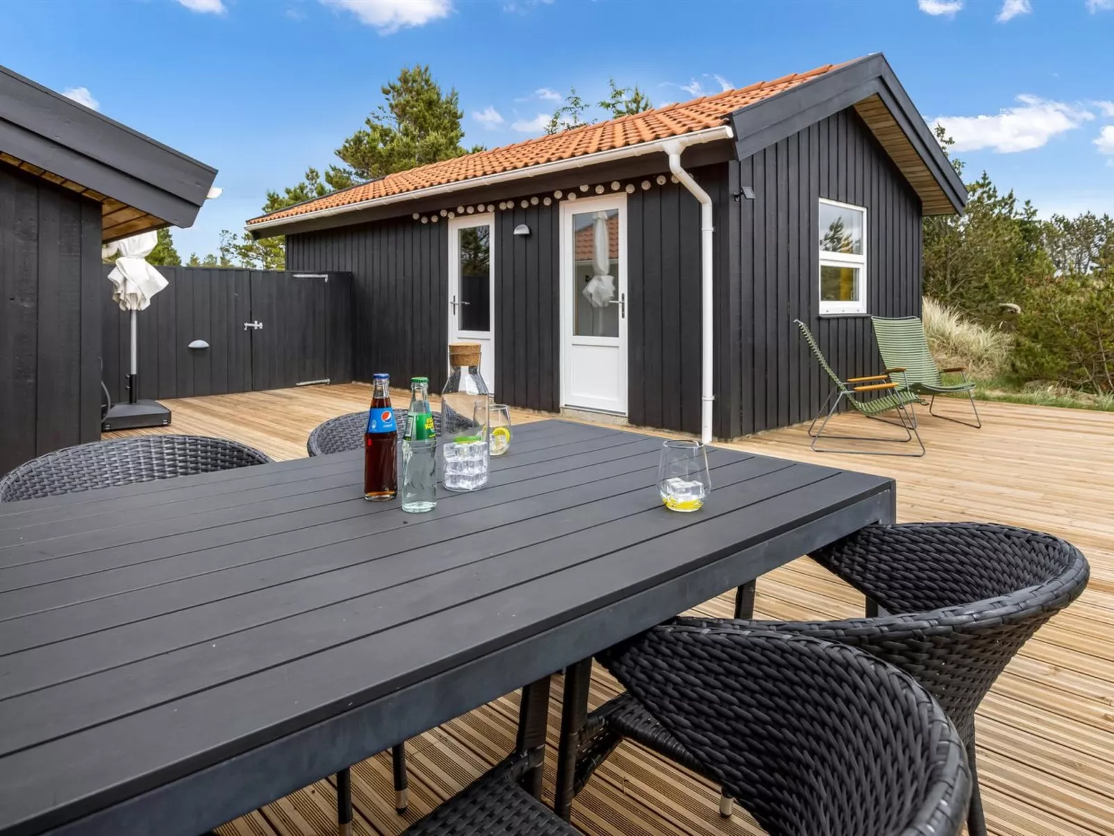 "Antto" - 900m from the sea-Buiten