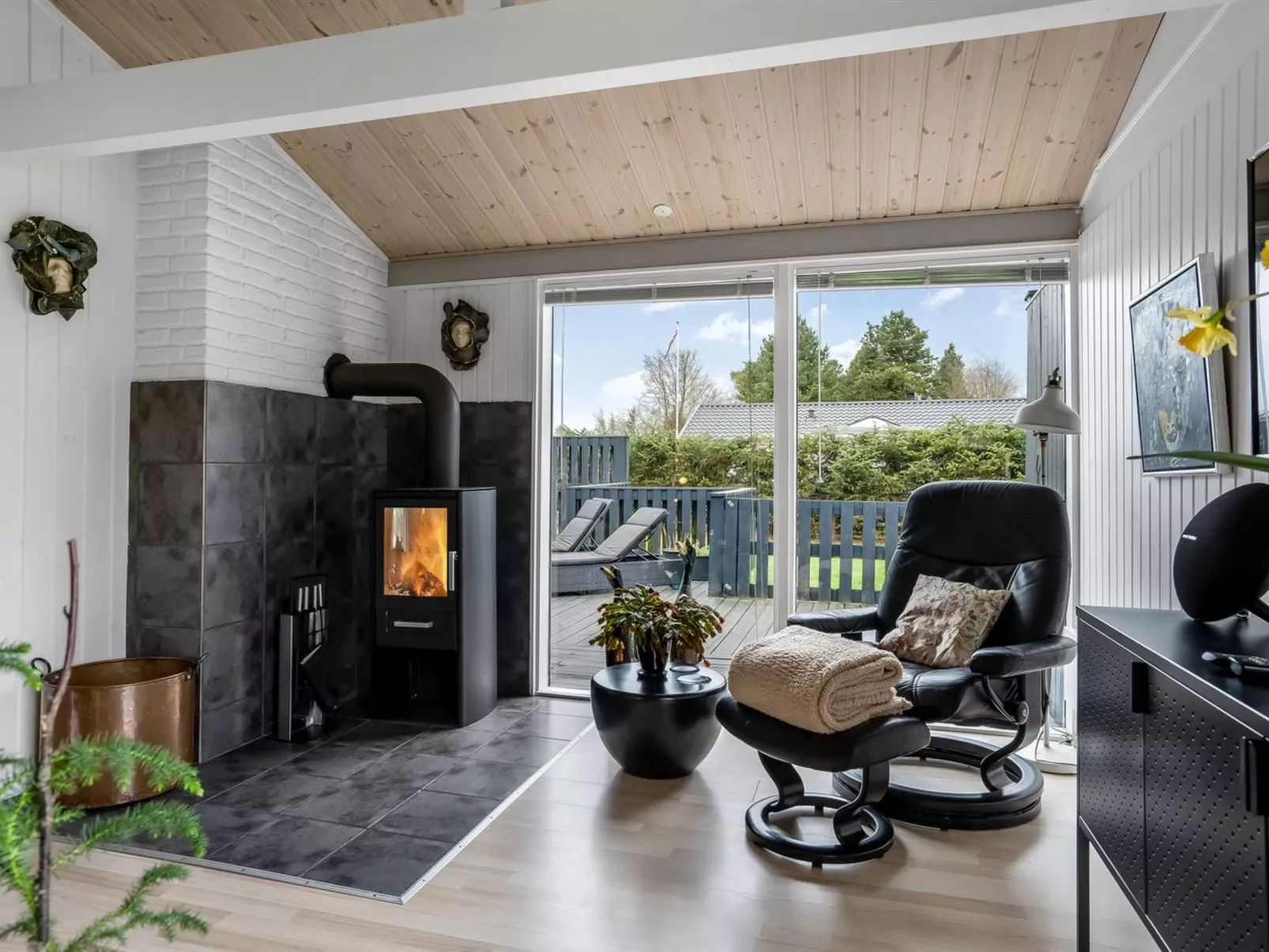 "Clarabelle" - 700m from the sea-Binnen