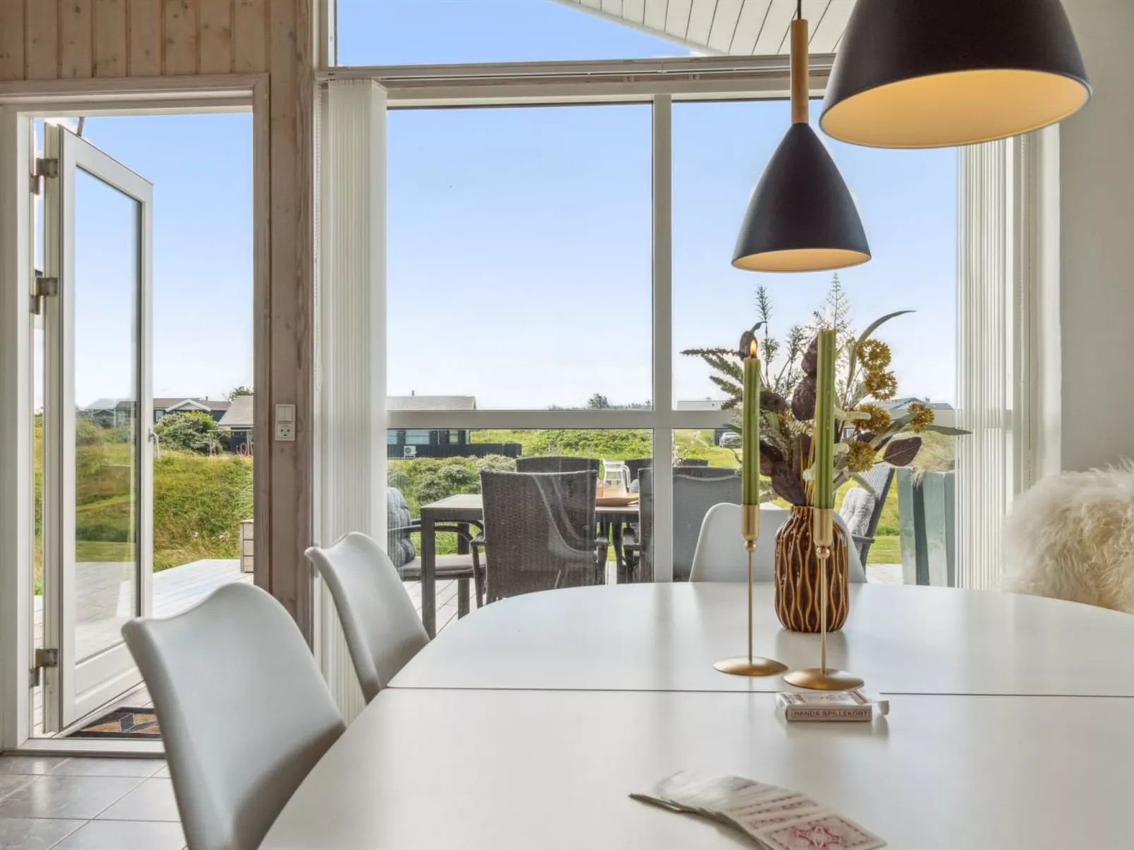 "Ohto" - 281m from the sea-Binnen