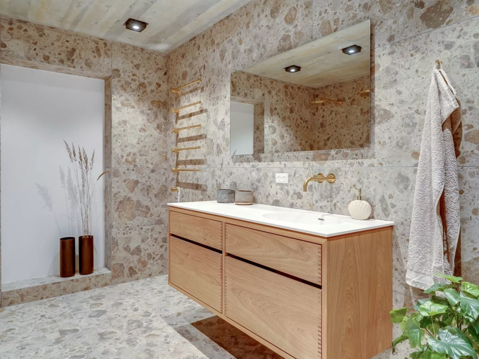 "Caterina" - 100m from the sea-Binnen