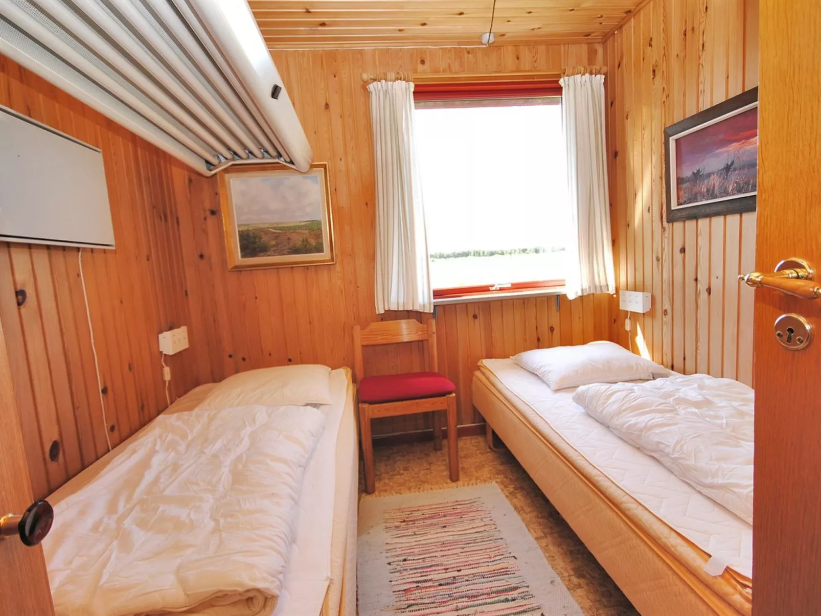 "Neven" - 900m from the sea-Binnen