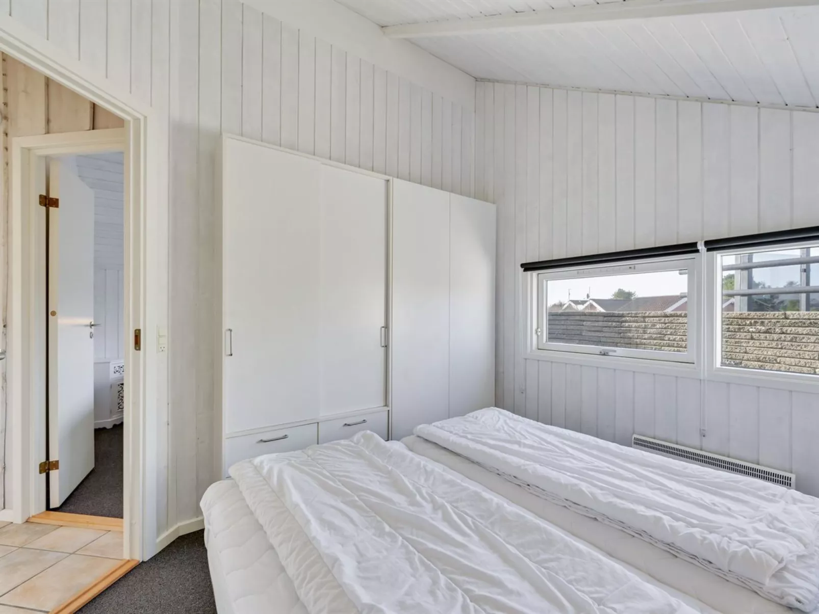 "Cyrill" - 250m to the fjord-Binnen