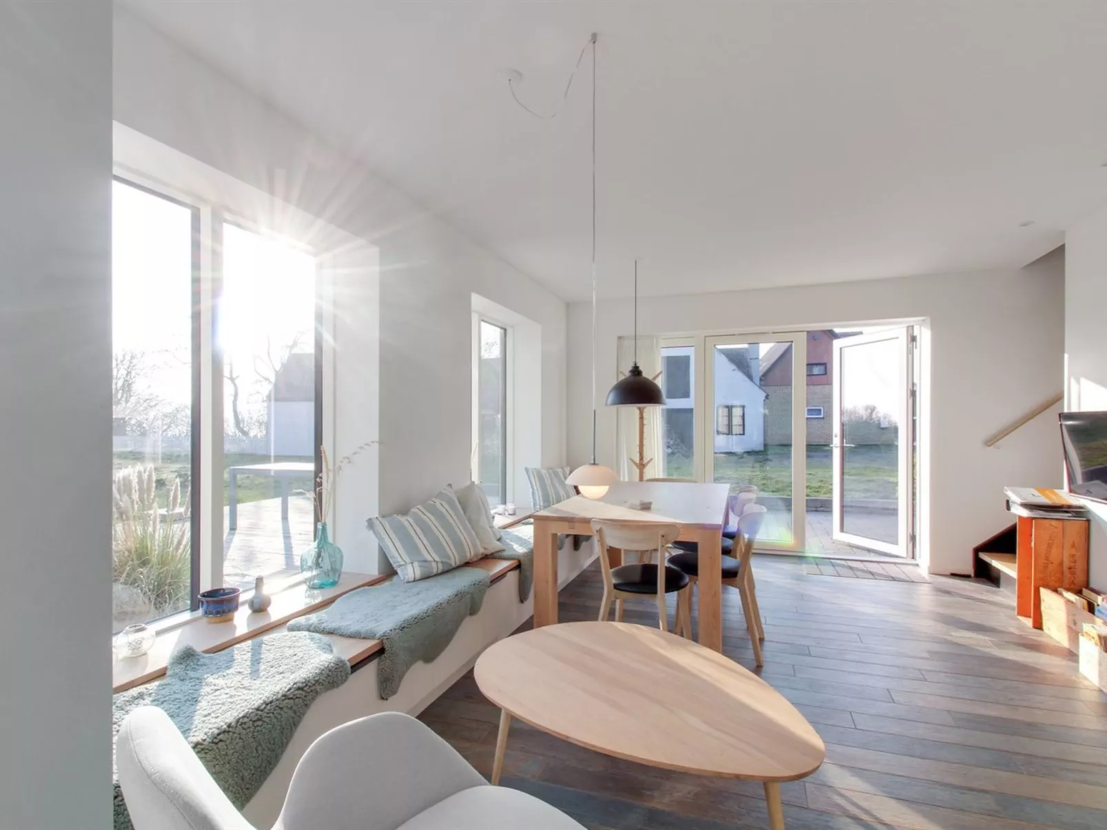 "Benna" - 120m from the sea-Binnen