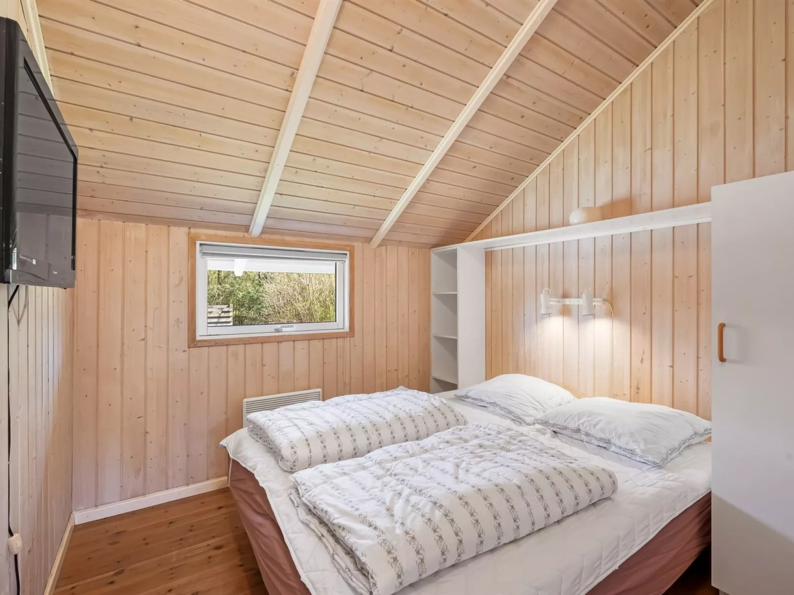 "Snefrid" - 12km from the sea-Binnen