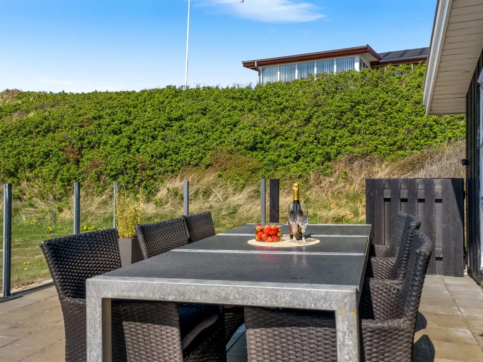 "Idalia" - 125m from the sea-Buiten