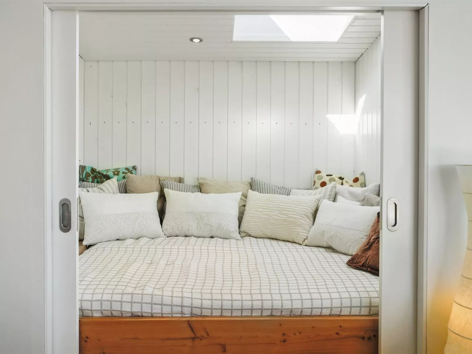 "Alkmar" - 75m from the sea-Binnen