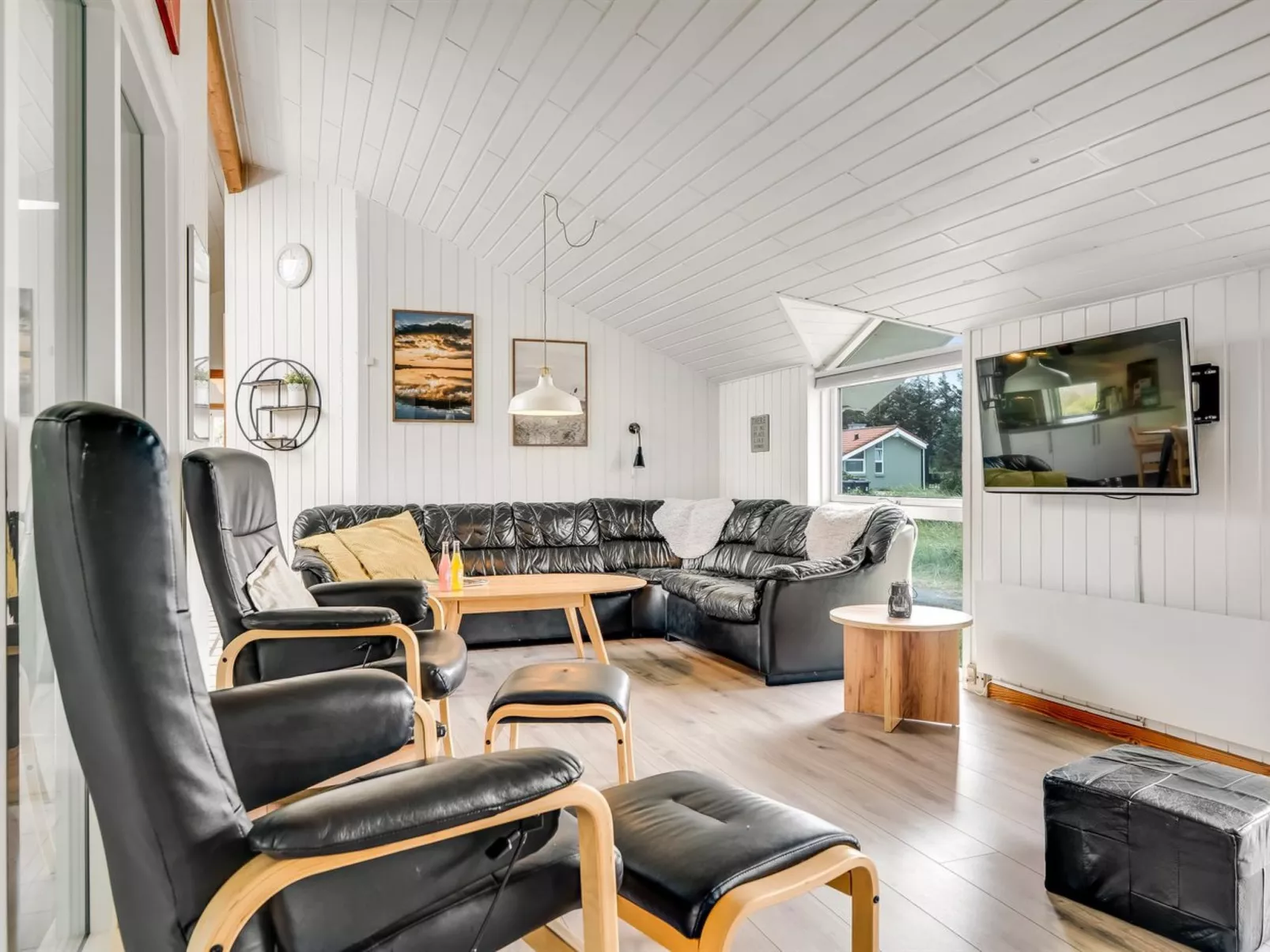 "Luzy" - 600m from the sea-Binnen