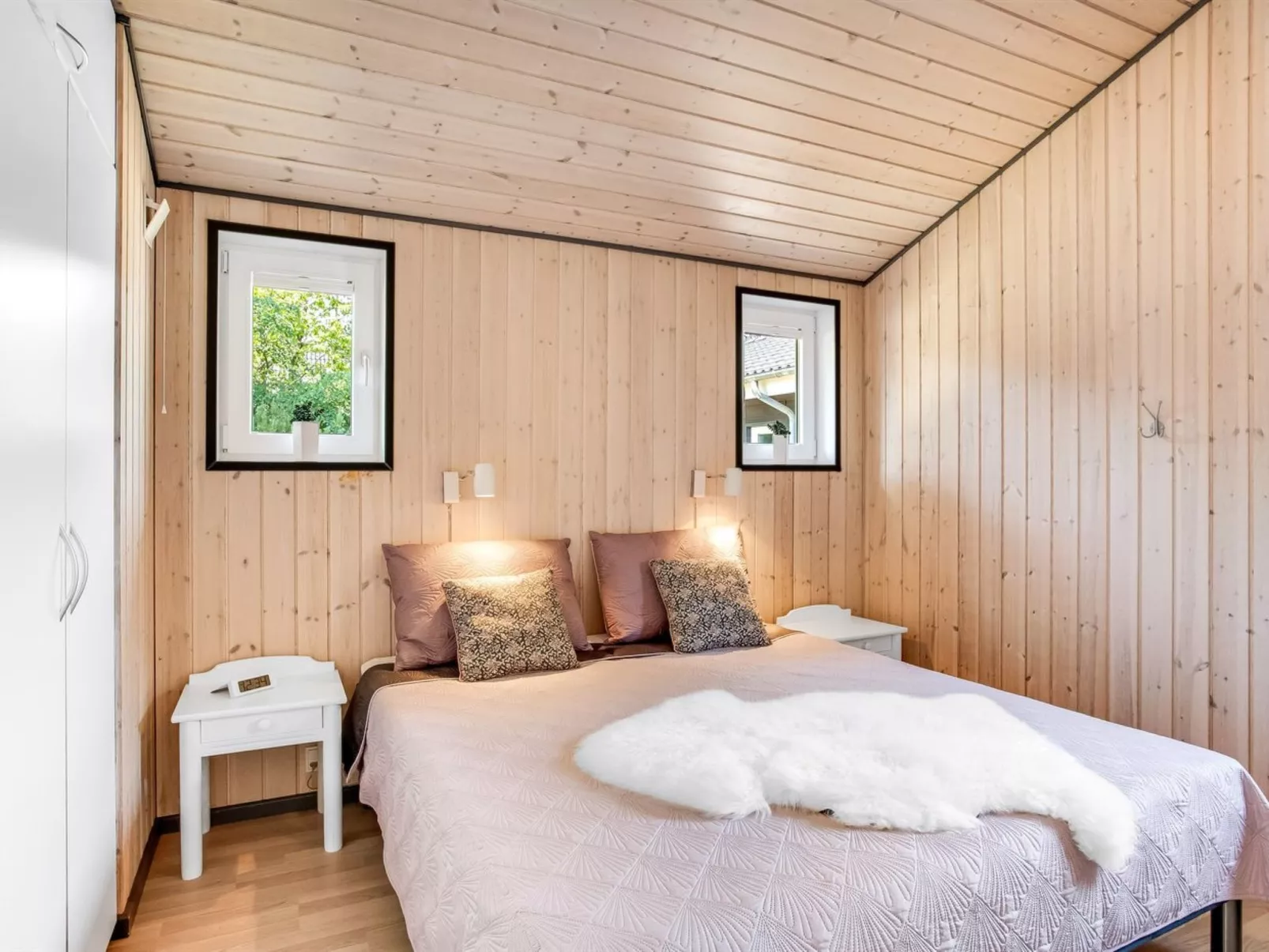 "Gylla" - 12km from the sea-Binnen