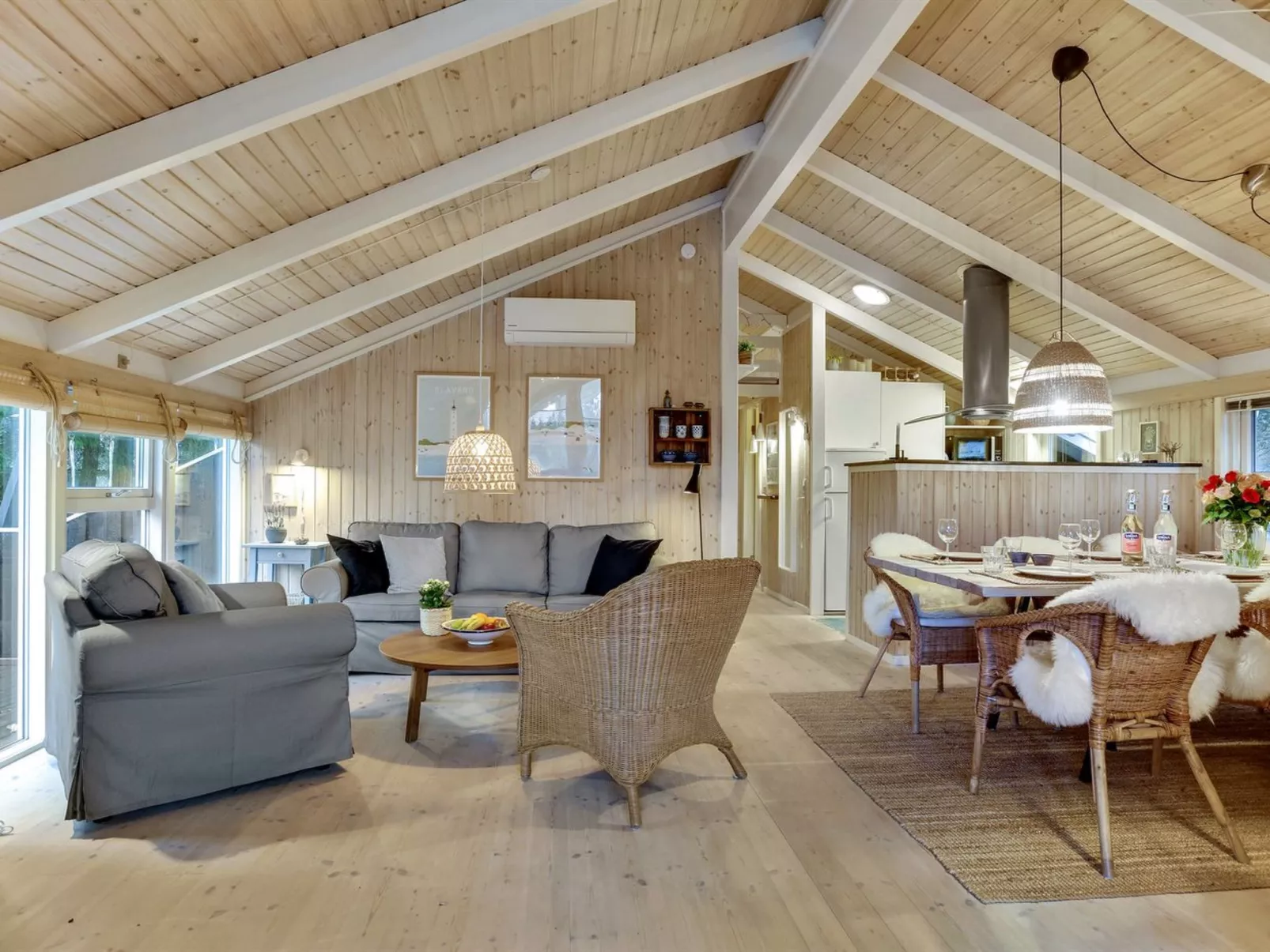 "Berenice" - 250m from the sea-Binnen