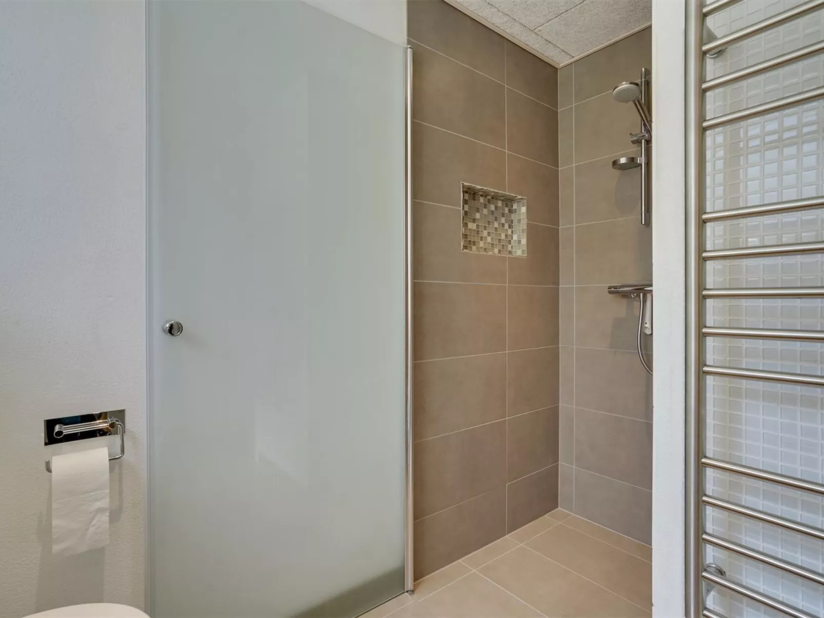 "Delan" - 1.3km from the sea-Binnen