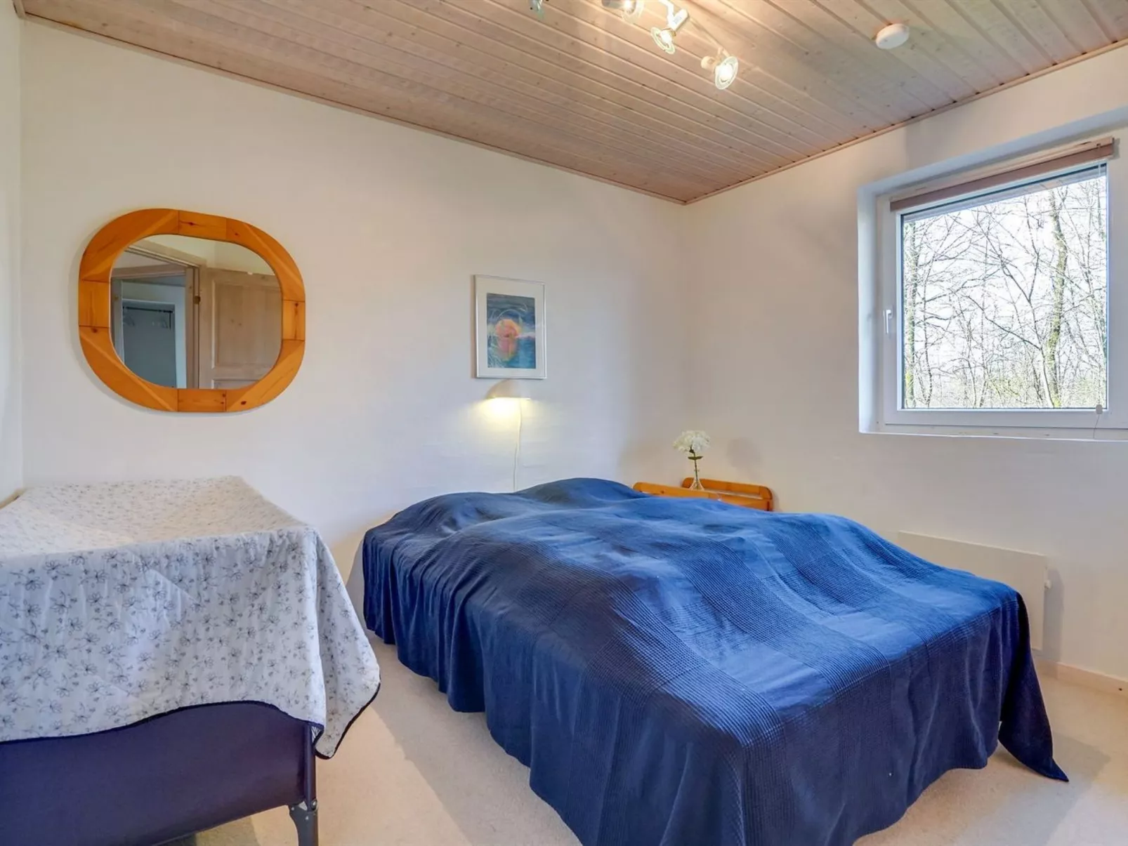 "Wyatt" - 30km from the sea-Binnen