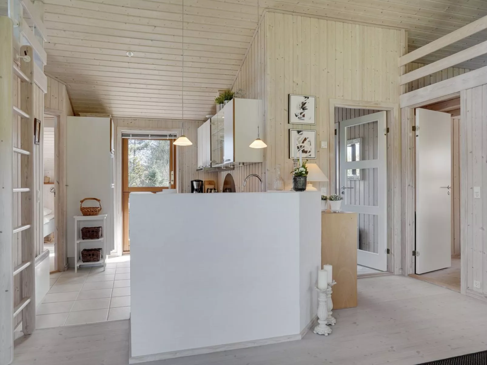 "Jelin" - 2.5km from the sea-Binnen