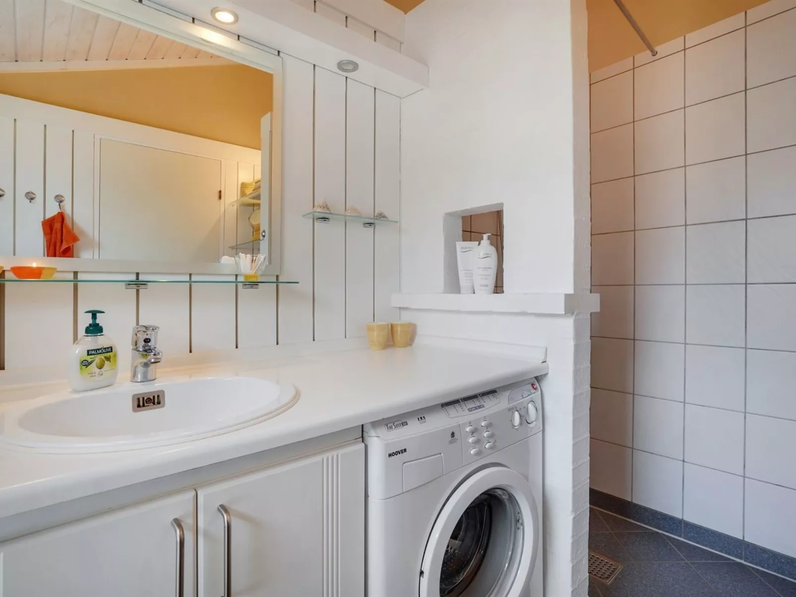 "Eilen" - 250m from the sea-Binnen