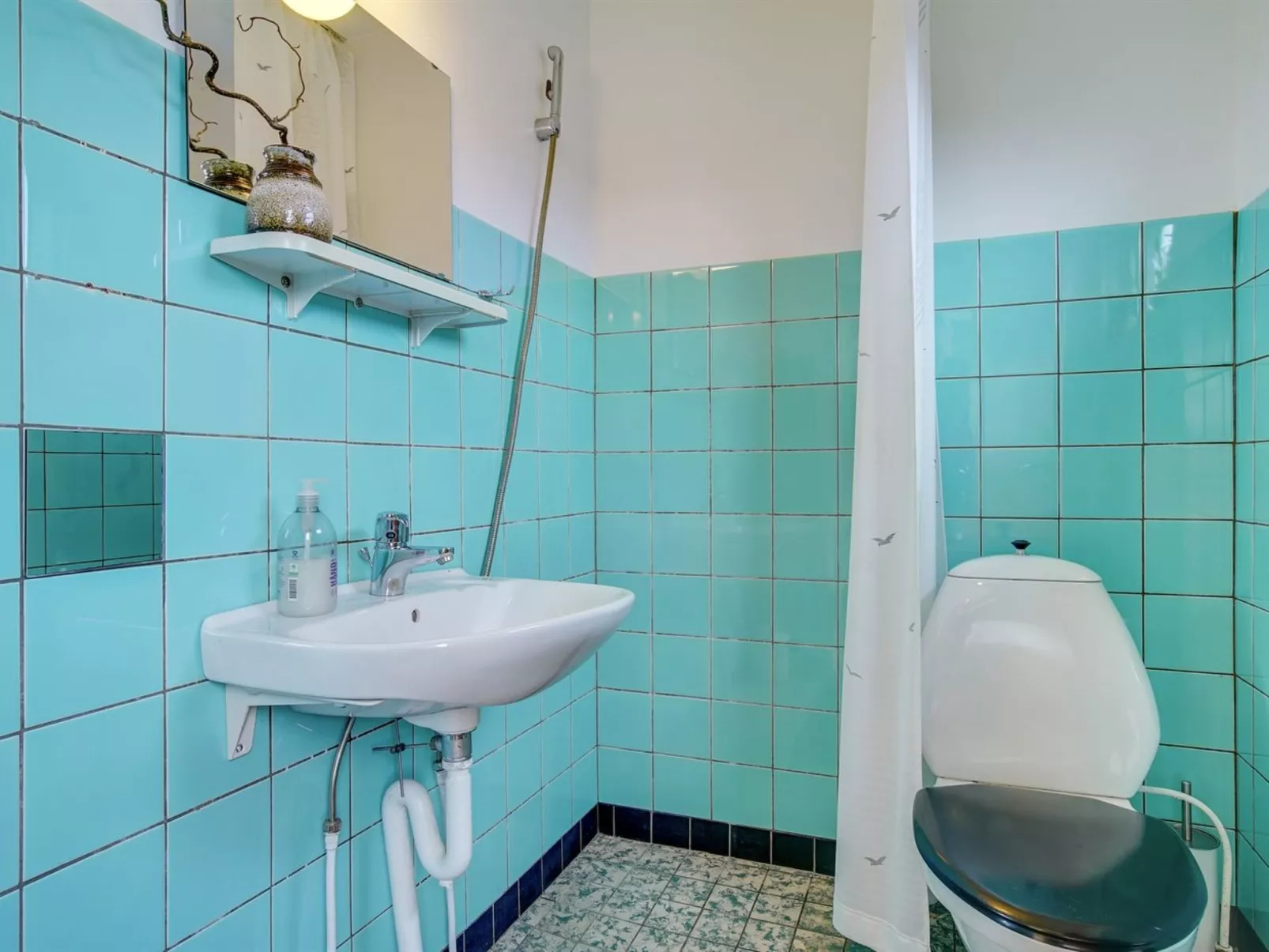 "Hattie" - 100m from the sea-Binnen