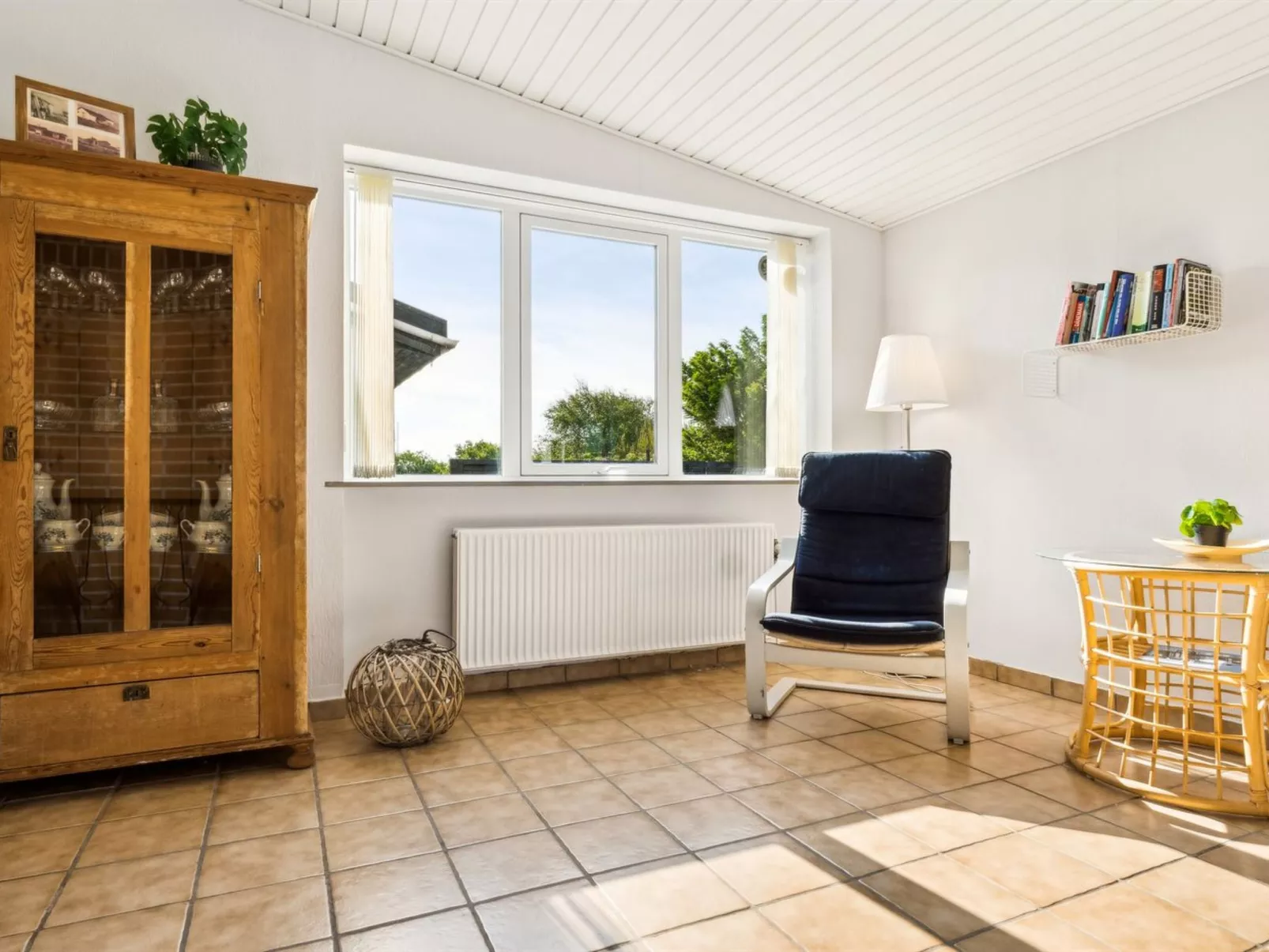 "Kita" - 500m from the sea-Binnen