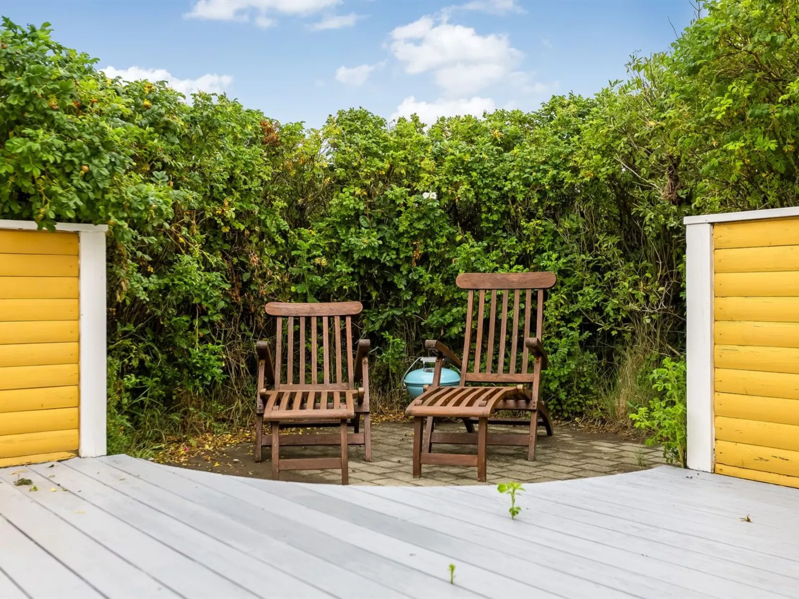 "Kristiarn" - 325m from the sea-Buiten