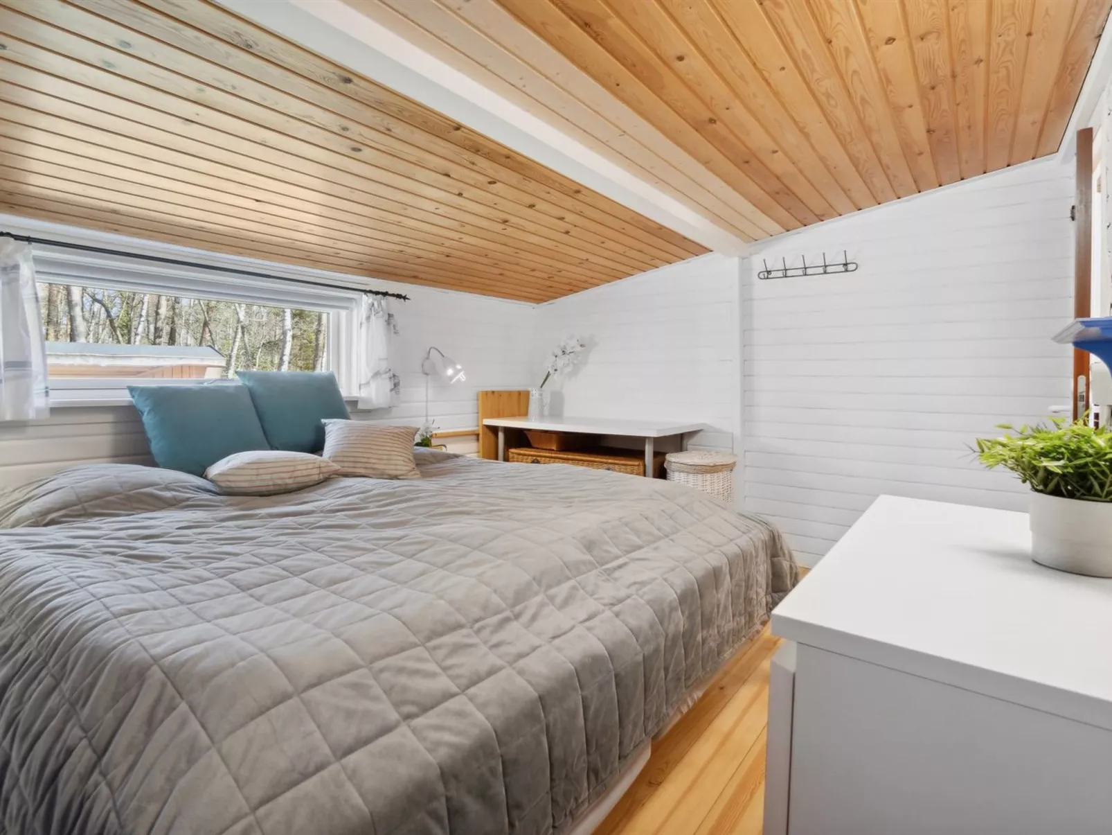 "Heikki" - 700m from the sea-Binnen