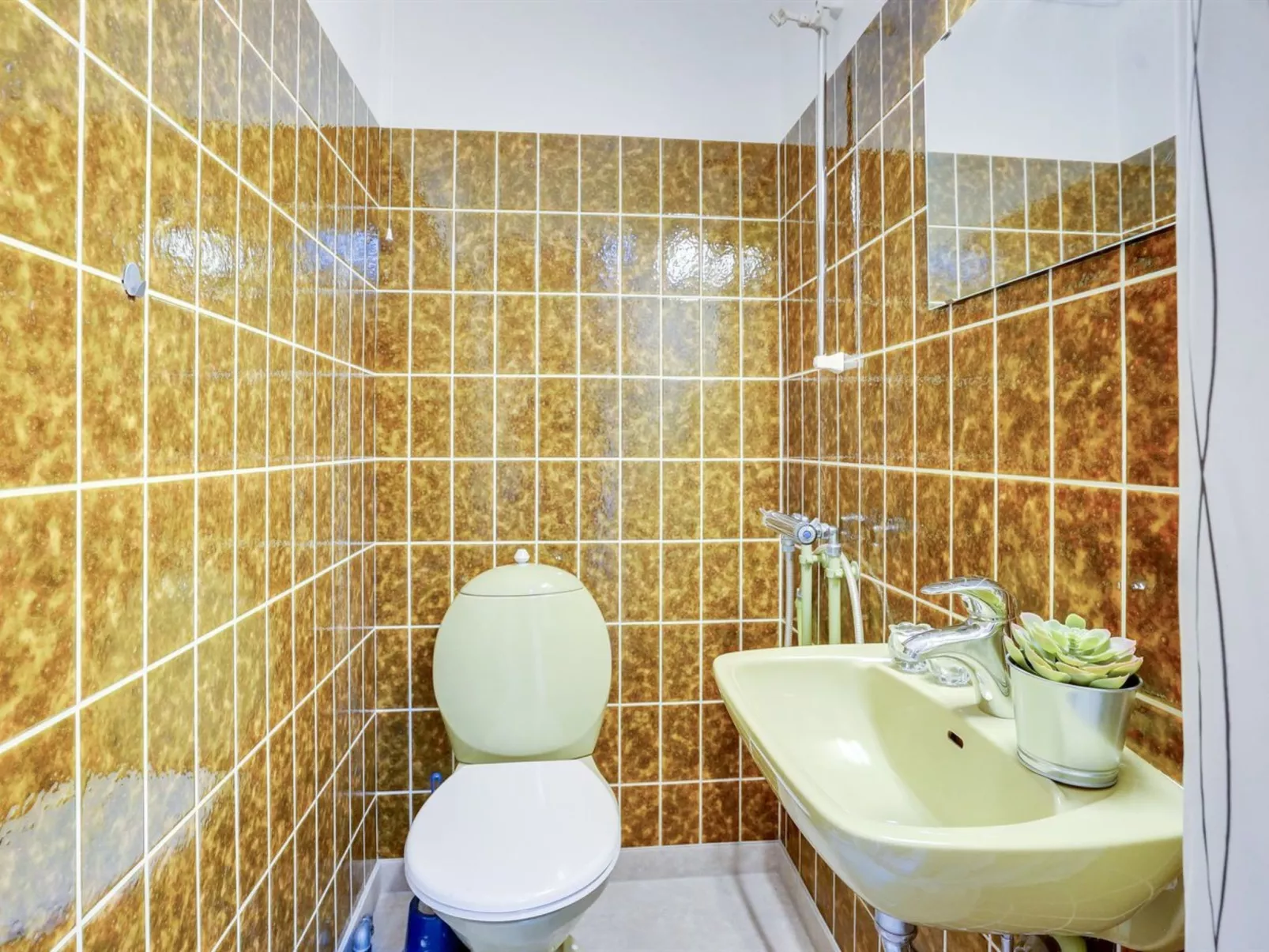 "Vogn" - 500m to the fjord-Binnen