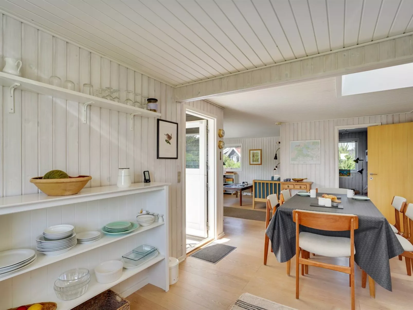 "Vuokko" - 400m from the sea-Binnen