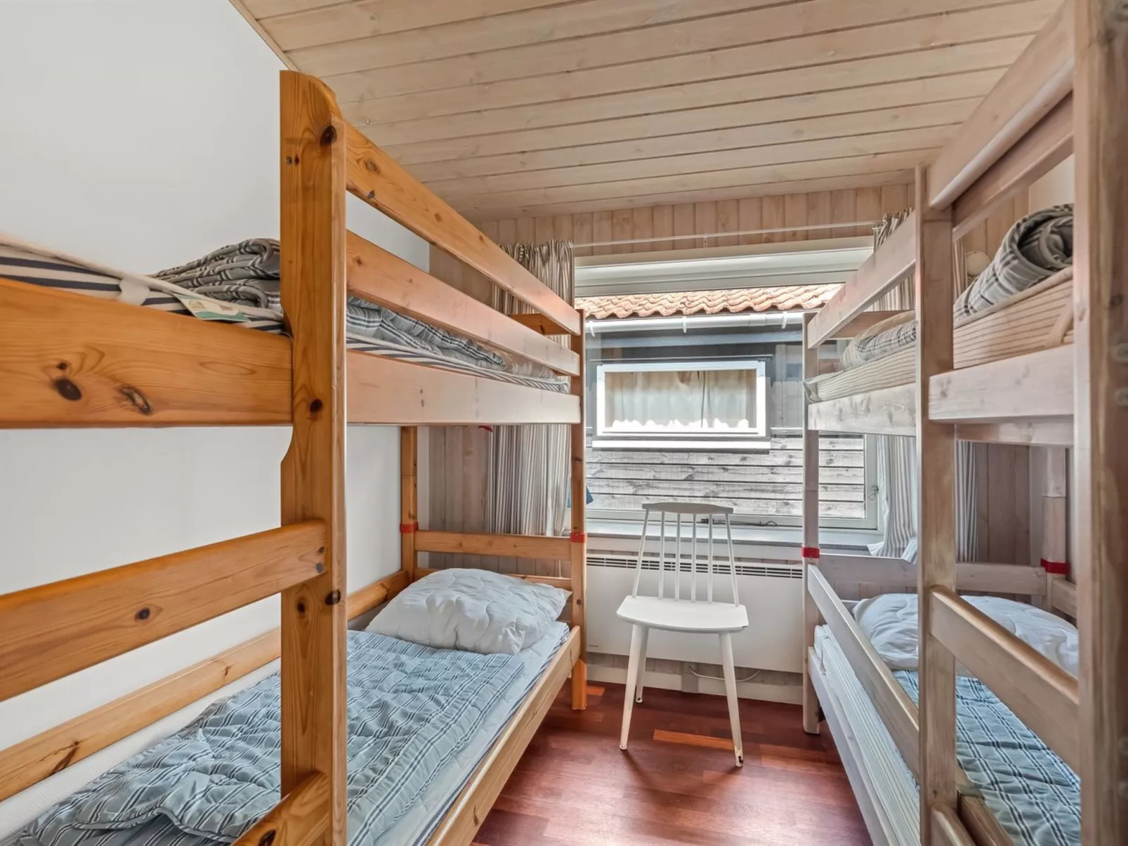 "Allie" - 150m from the sea-Binnen