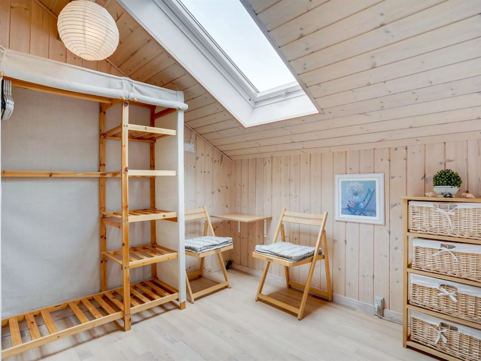 "Medard" - 2km from the sea-Binnen