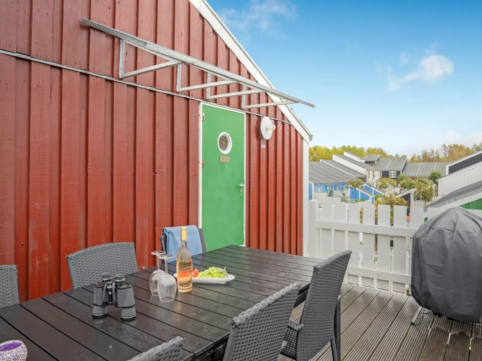 "Tyyne" - 5m from the sea-Buiten