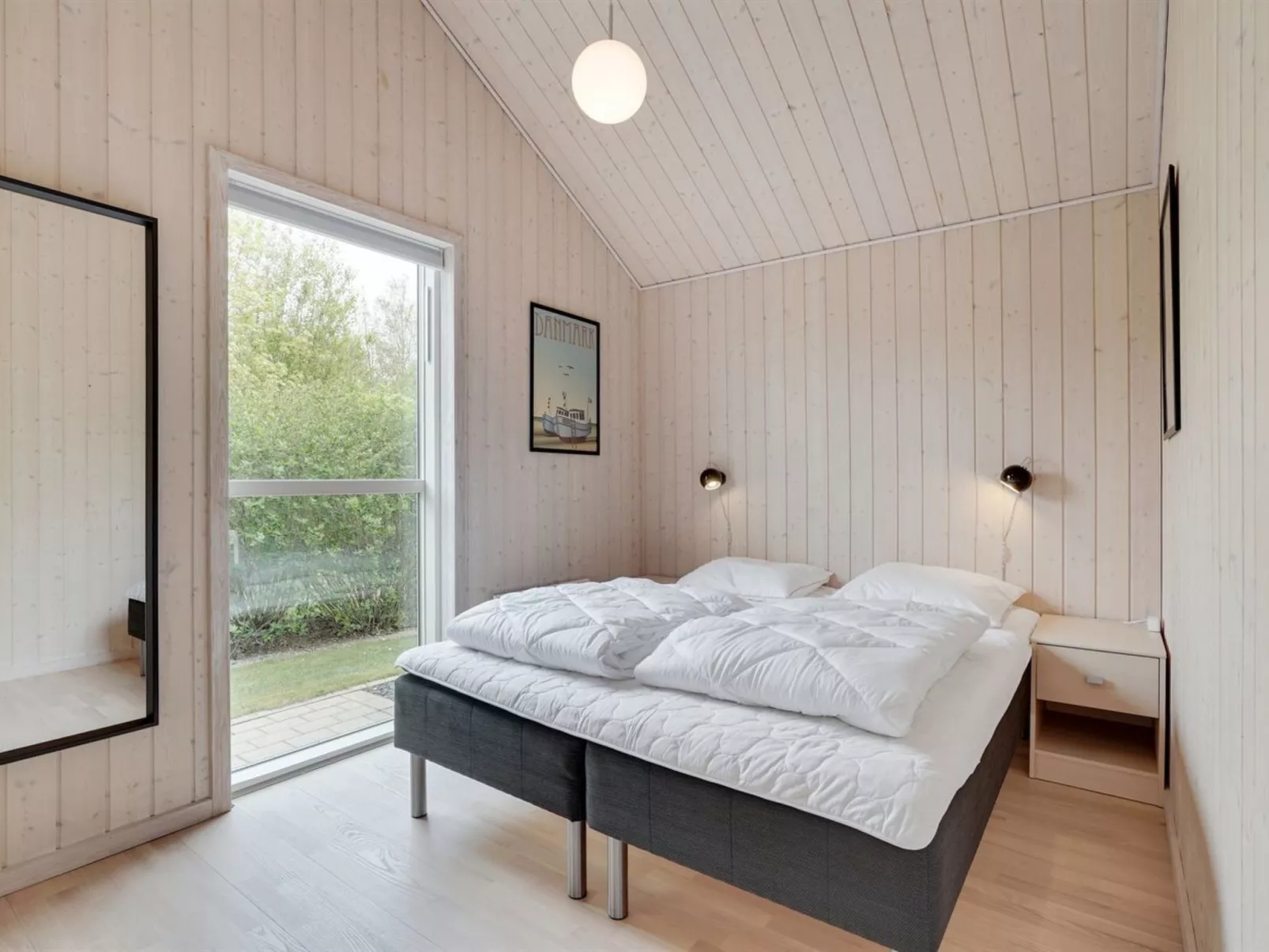 "Henriete" - 3.5km from the sea-Binnen